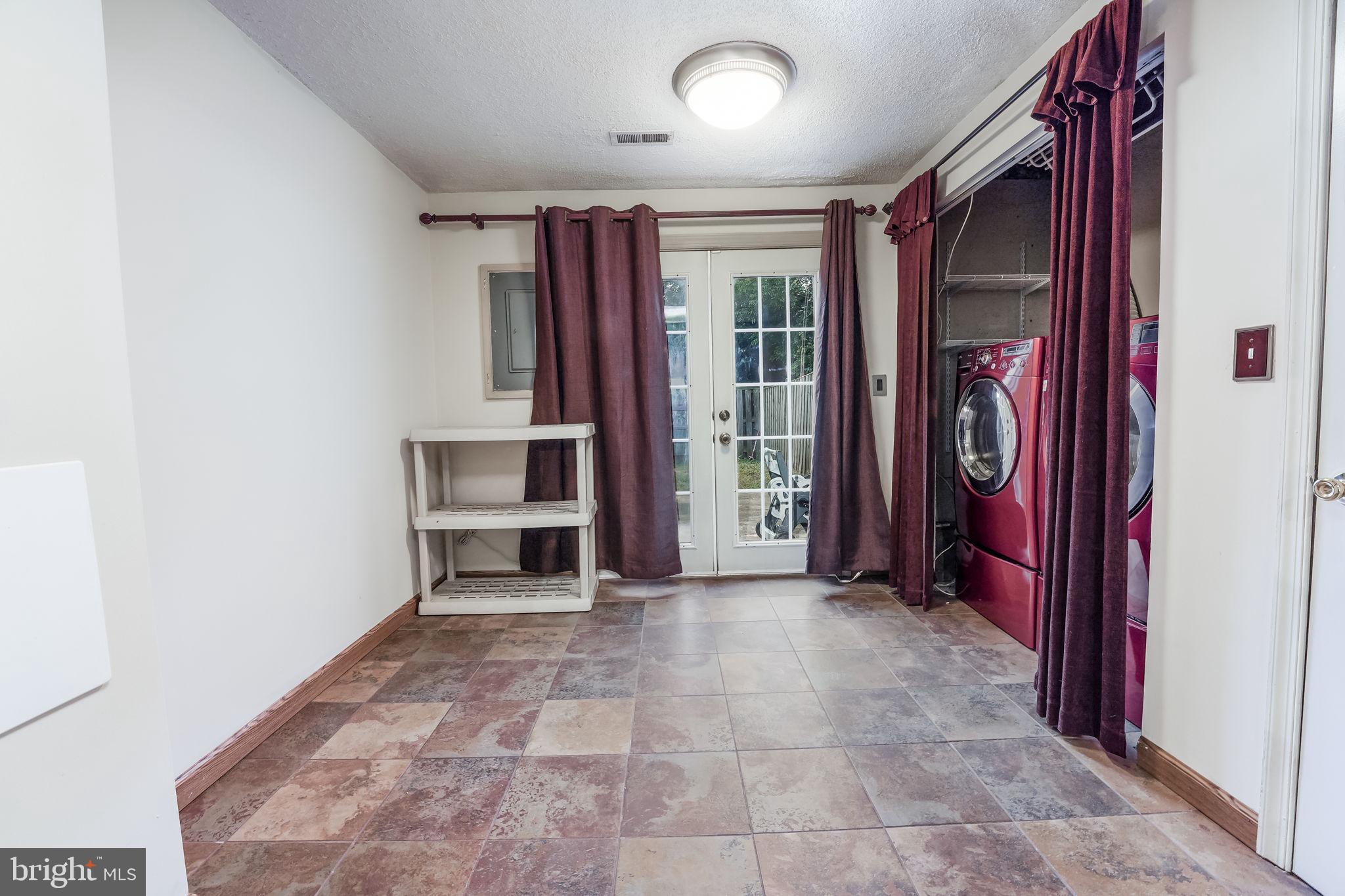 COUNTRYSIDE - Residential Lease