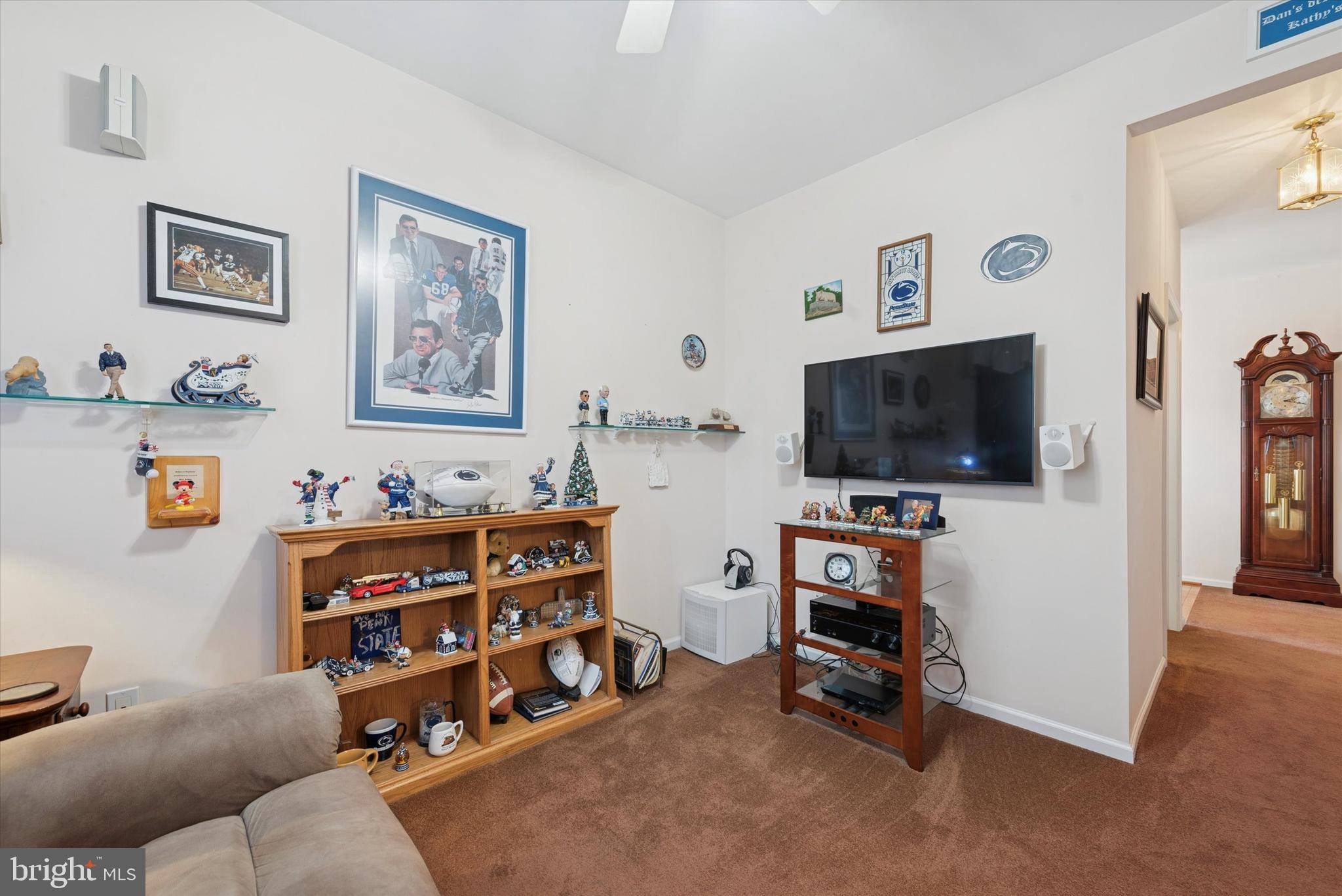 BRANFORD VILLAGE - Residential