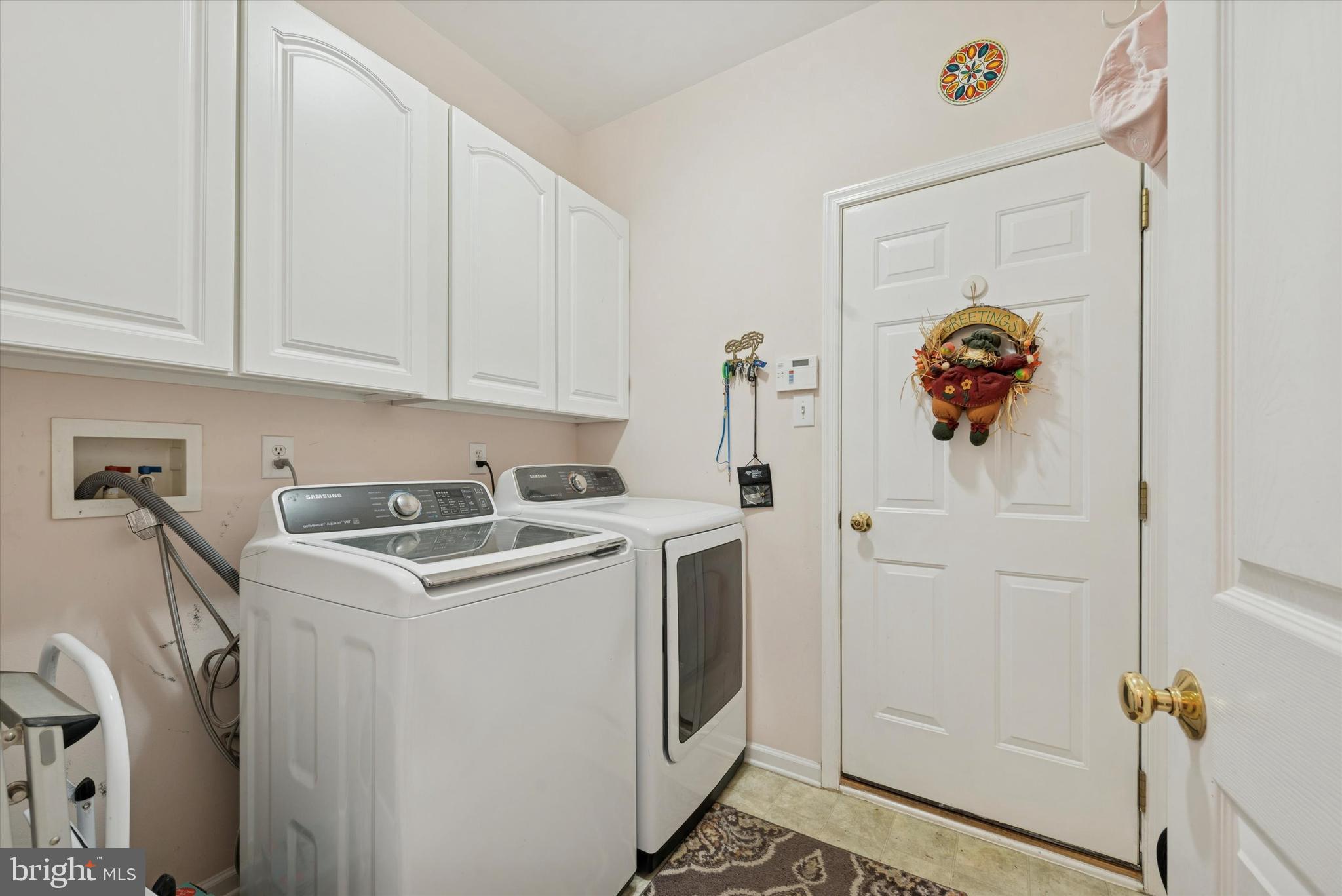 BRANFORD VILLAGE - Residential