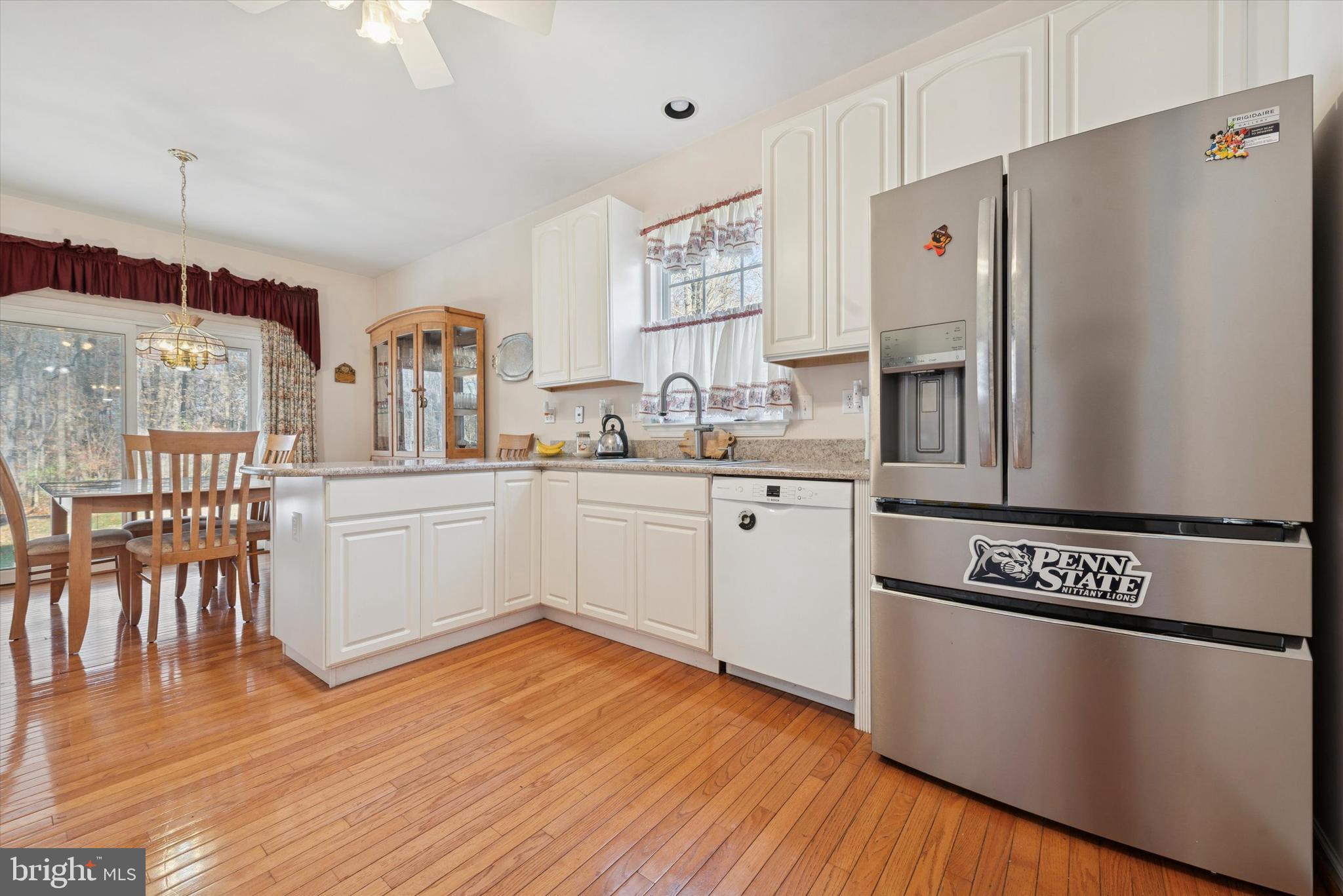 BRANFORD VILLAGE - Residential