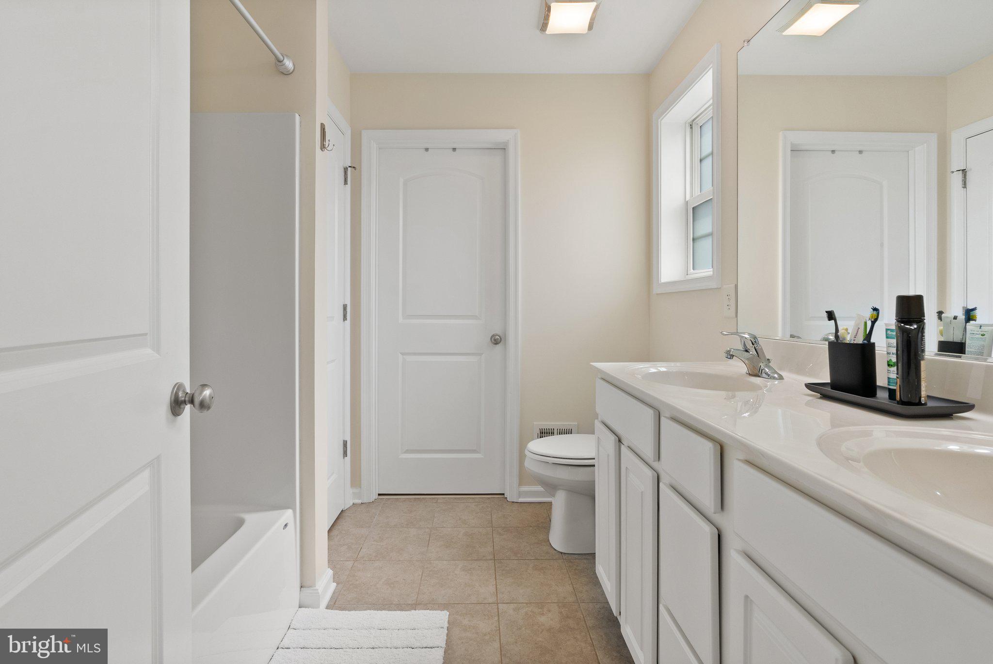 HERITAGE HILLS - Residential