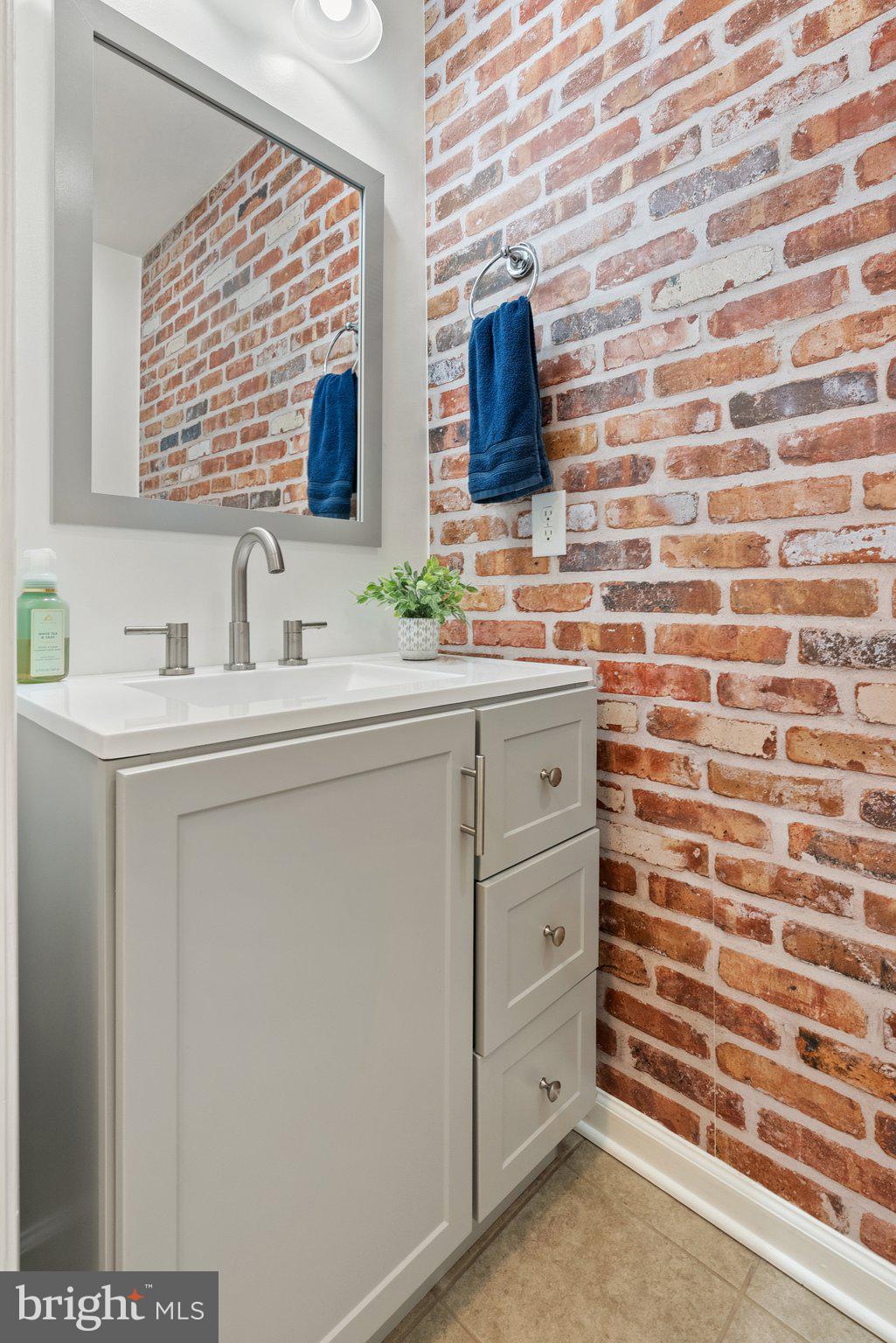 HERITAGE HILLS - Residential