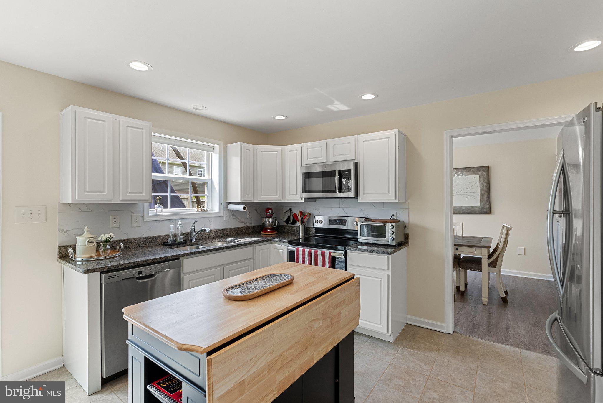 HERITAGE HILLS - Residential