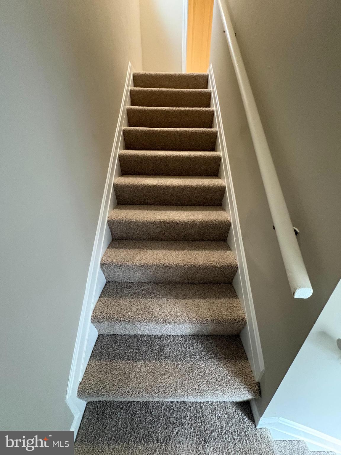 AVALON SHORES - Residential Lease