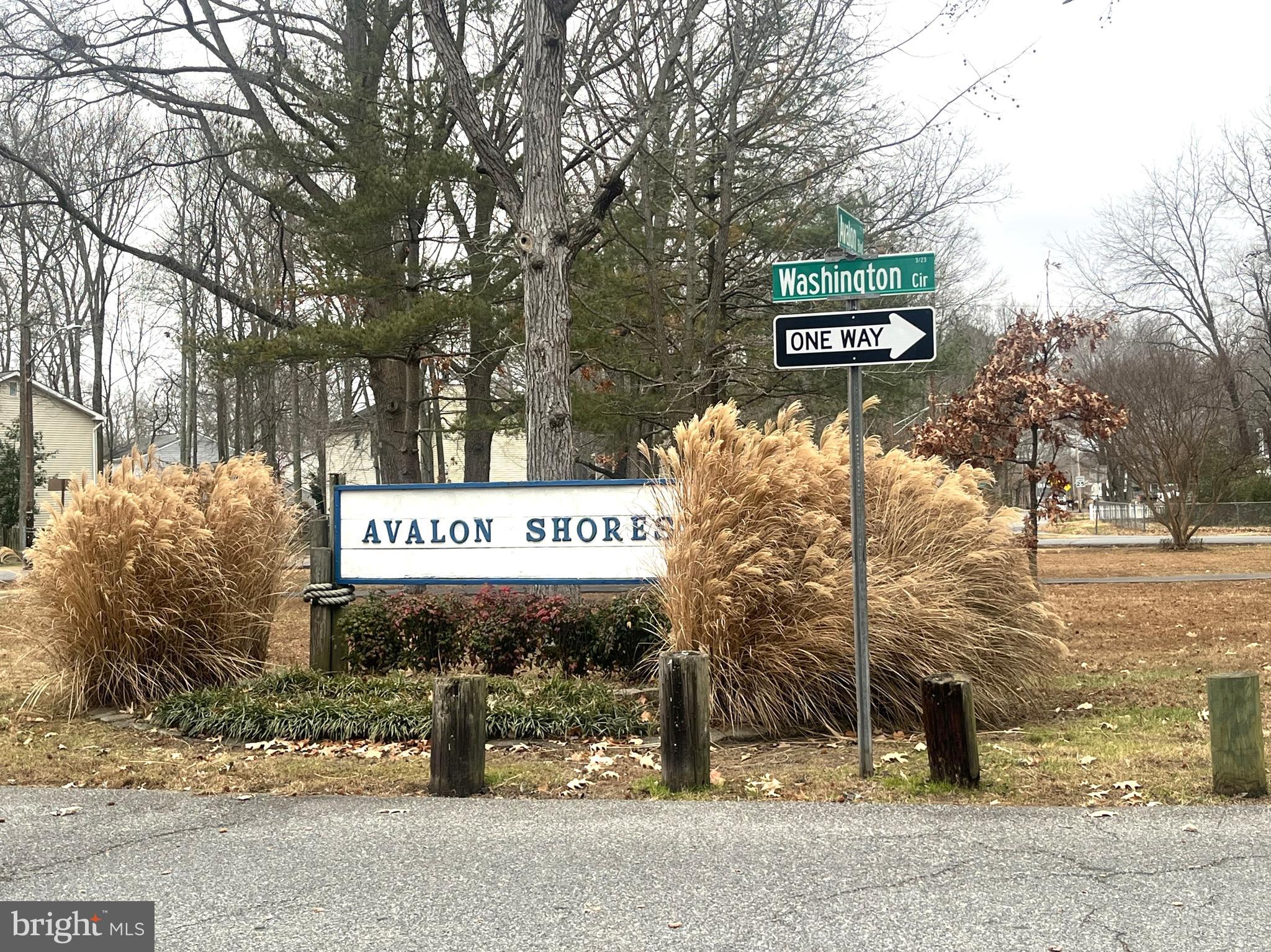 AVALON SHORES - Residential Lease