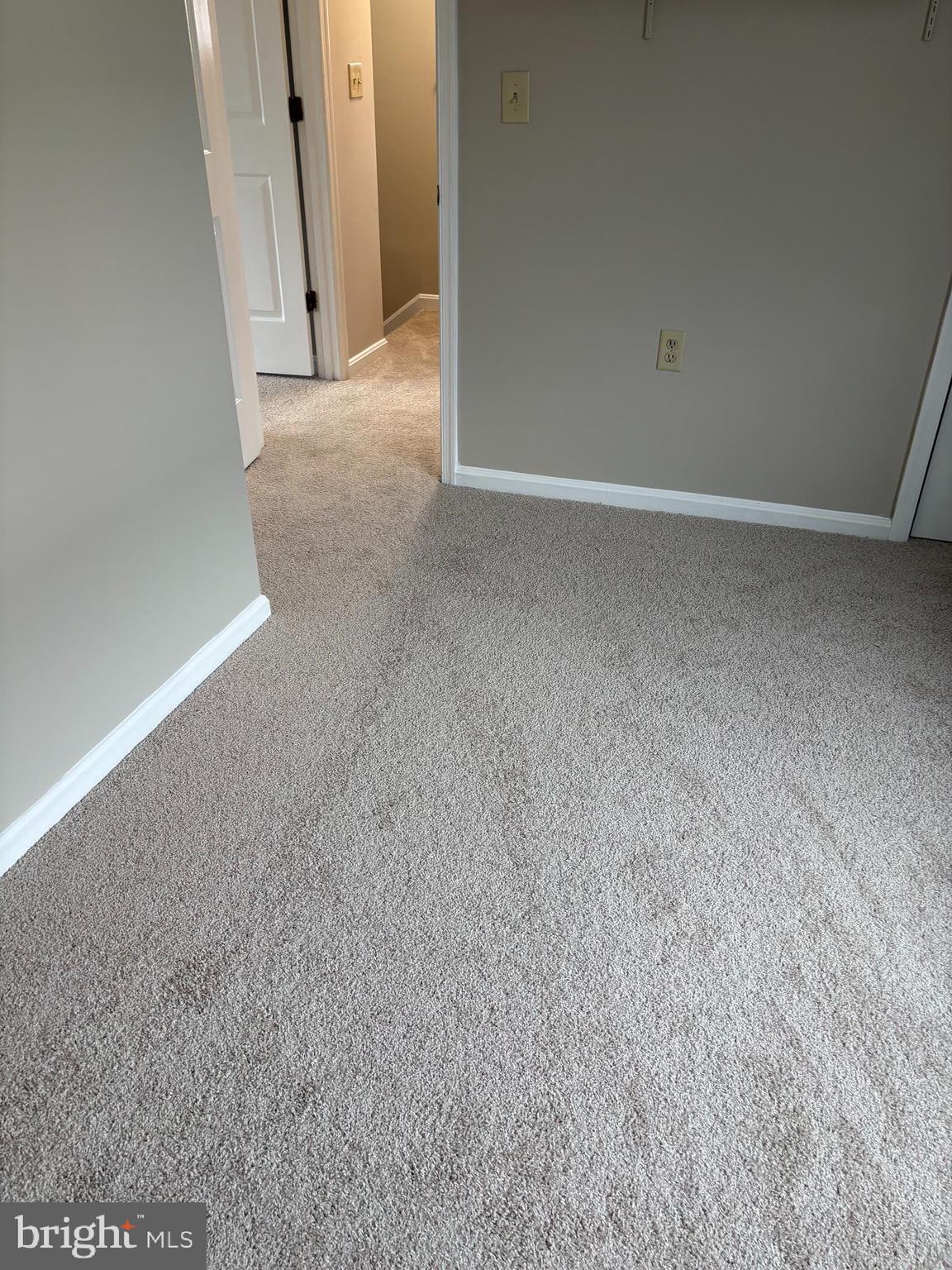 AVALON SHORES - Residential Lease