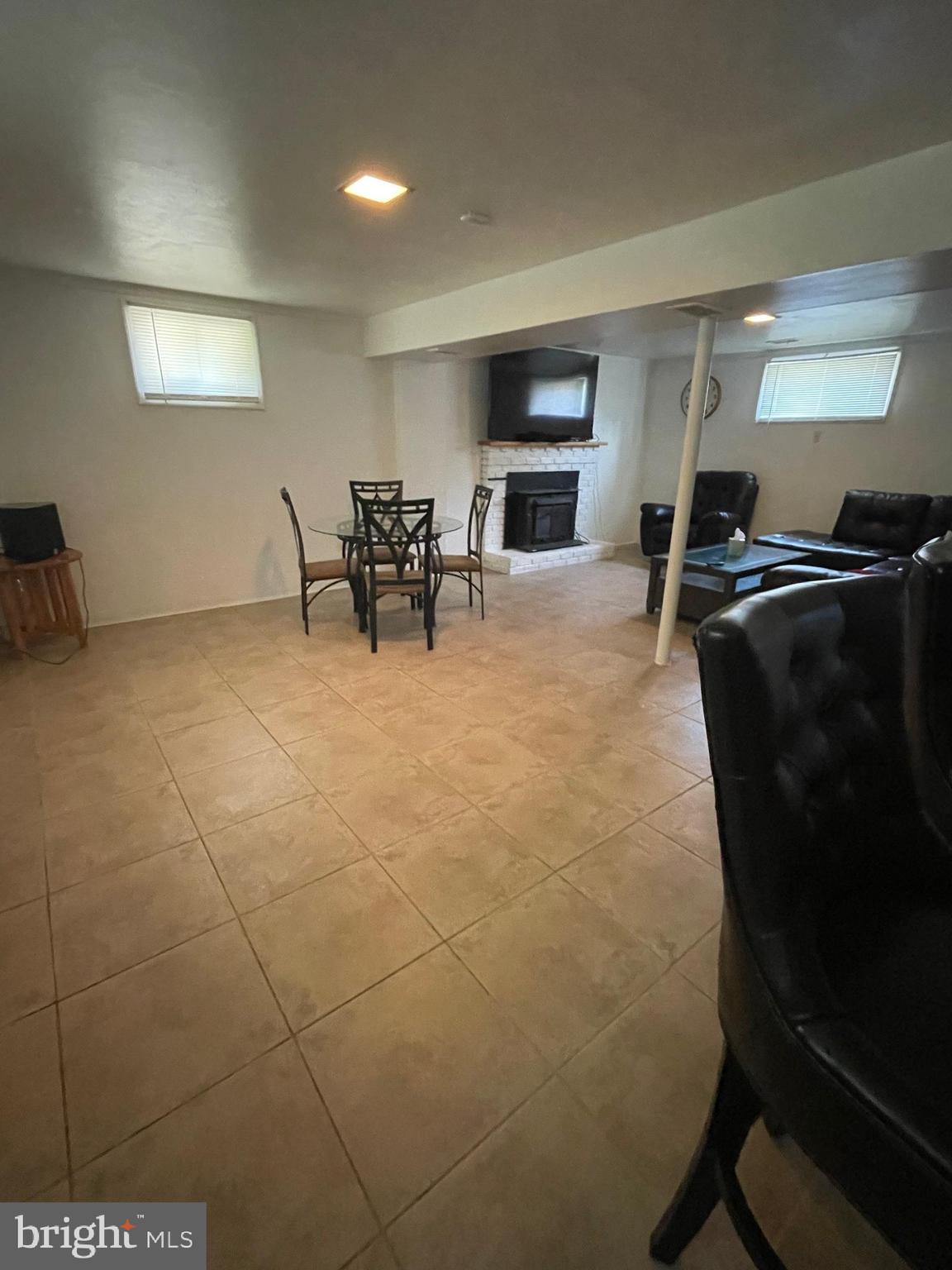 SUBURBAN ESTATES - Residential