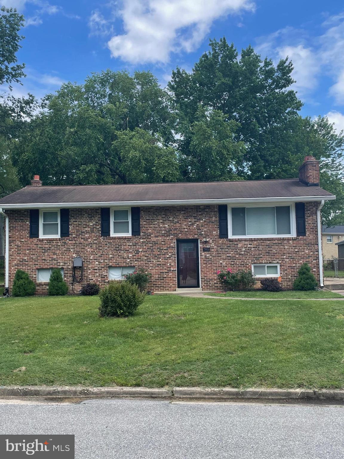 7906 ELMWOOD LANE