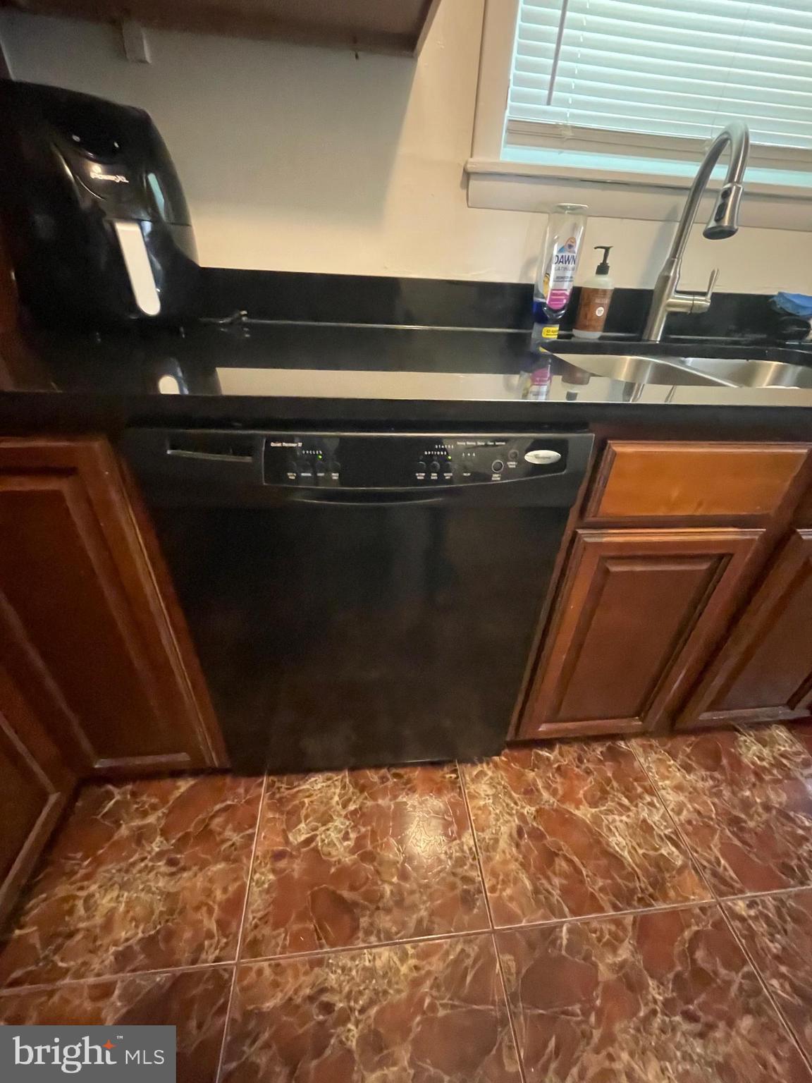 SUBURBAN ESTATES - Residential