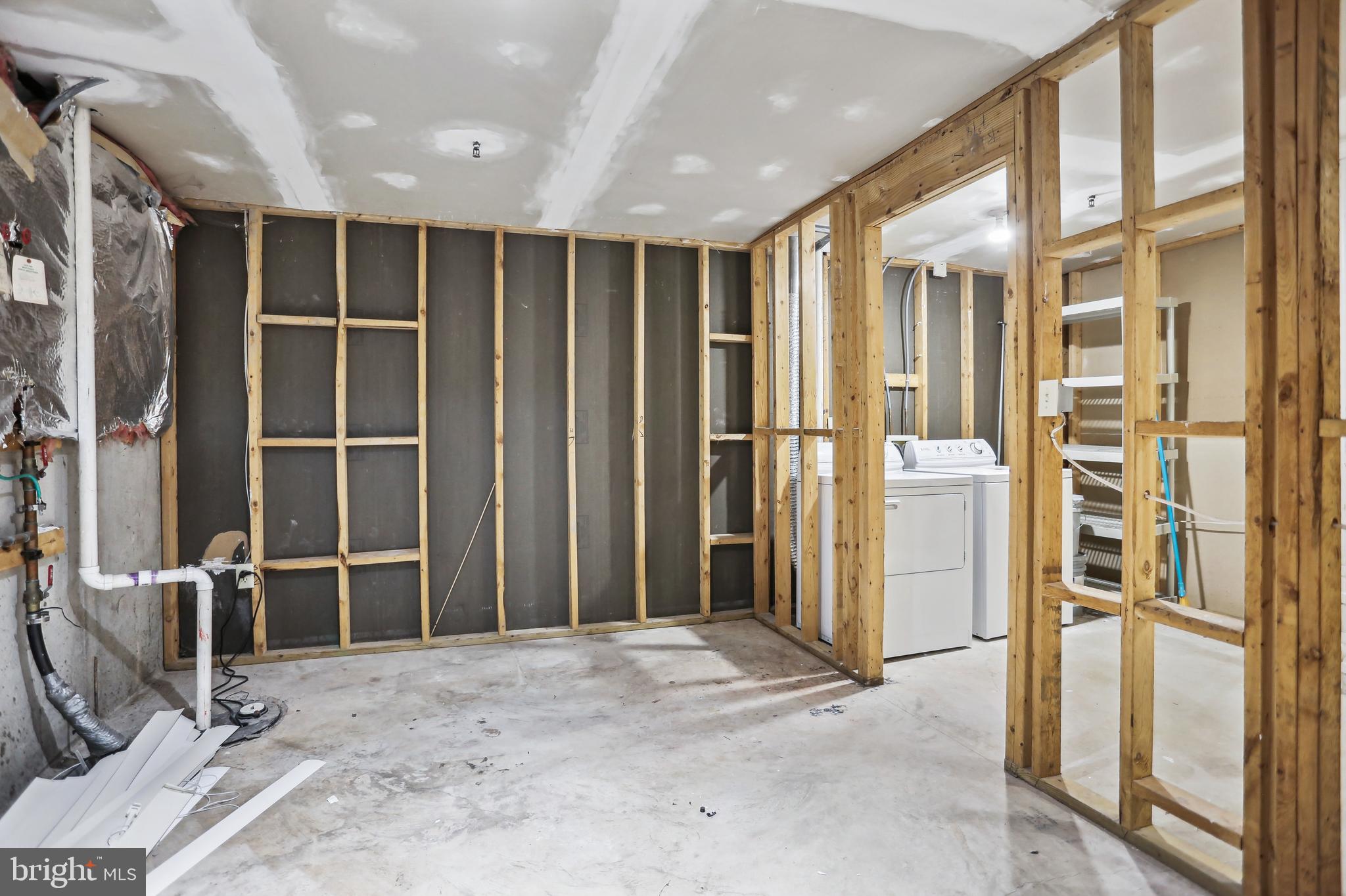 MARLBORO MEADOWS - Residential