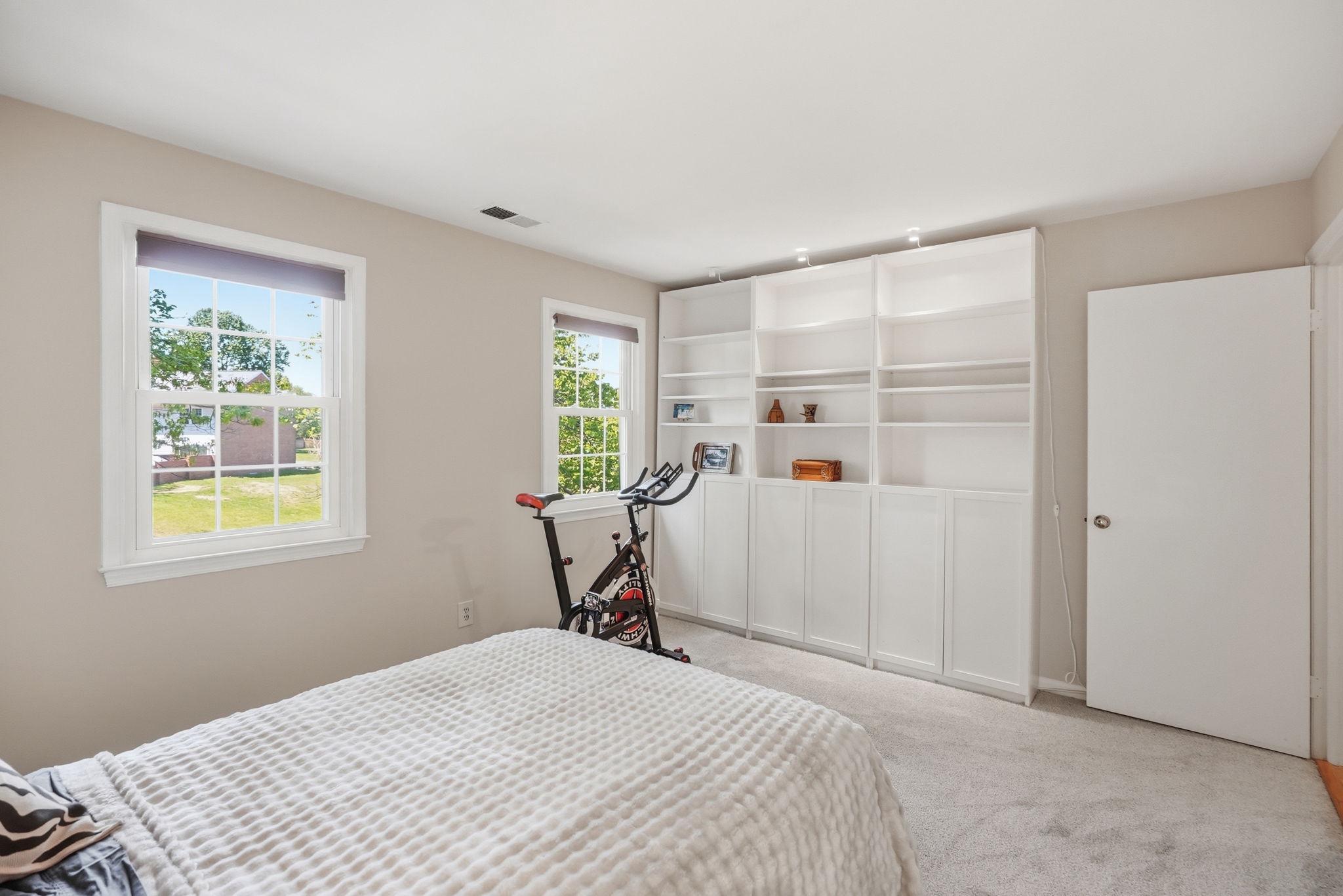 RUXTON PLACE - Residential