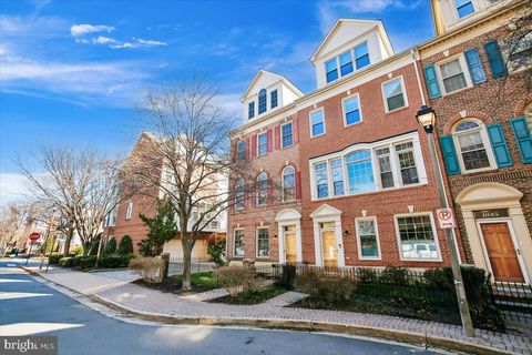 1053 N STUART STREET ARLINGTON VA 22201