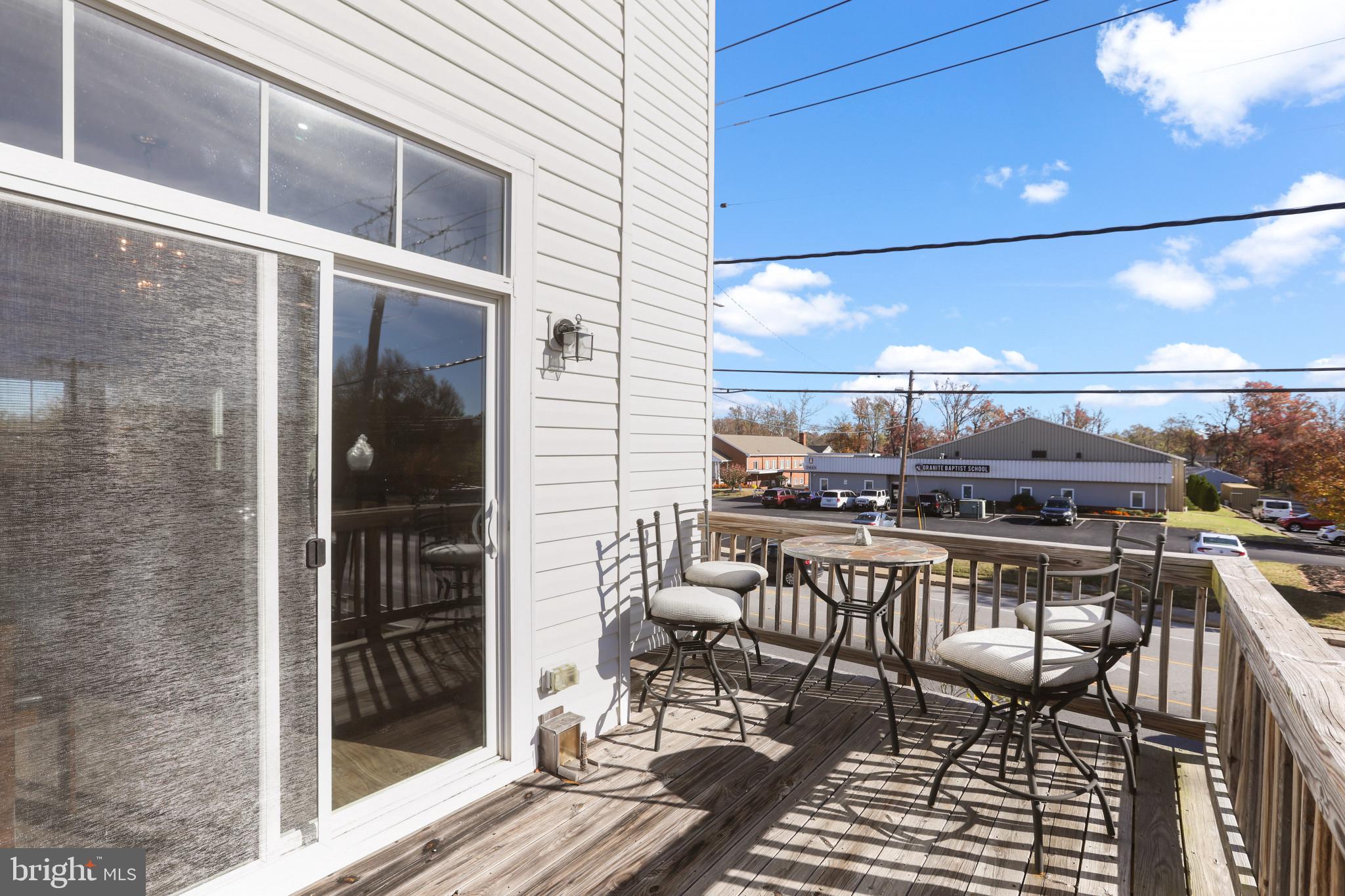 OAKVIEW VILLAGE - Residential