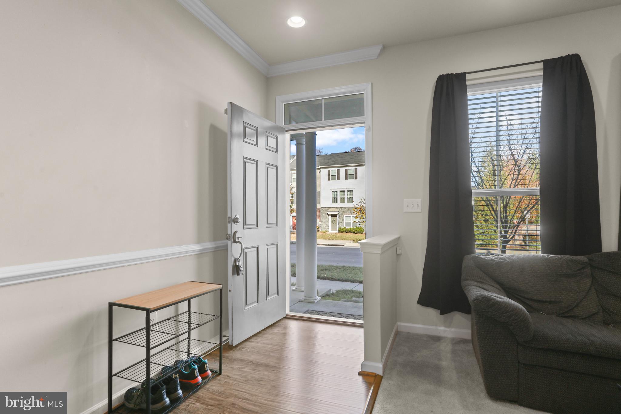 OAKVIEW VILLAGE - Residential