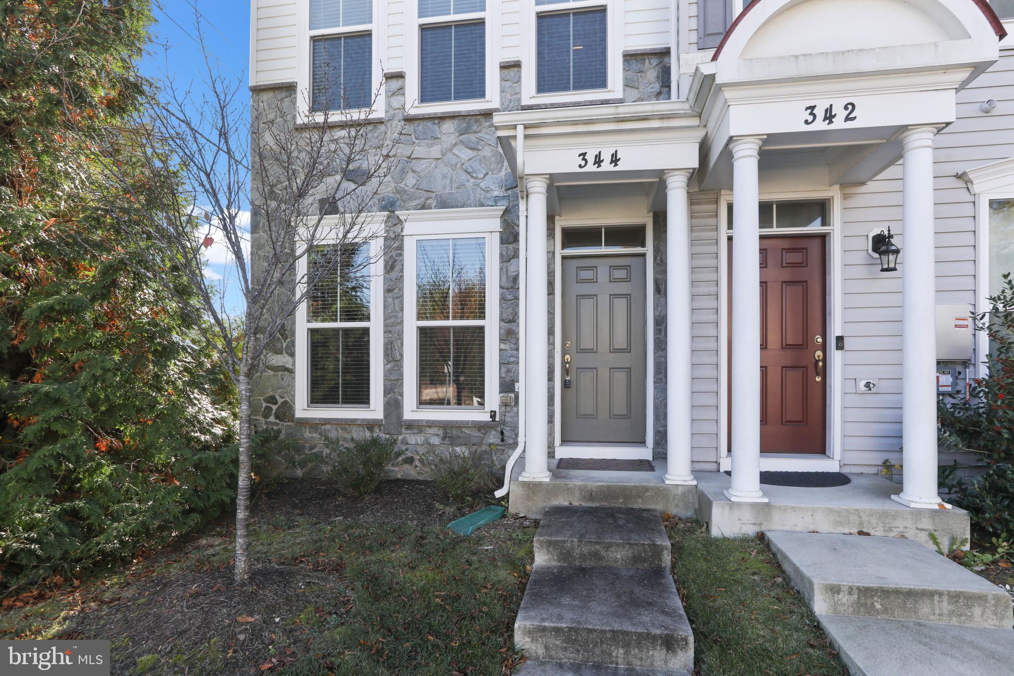 OAKVIEW VILLAGE - Residential