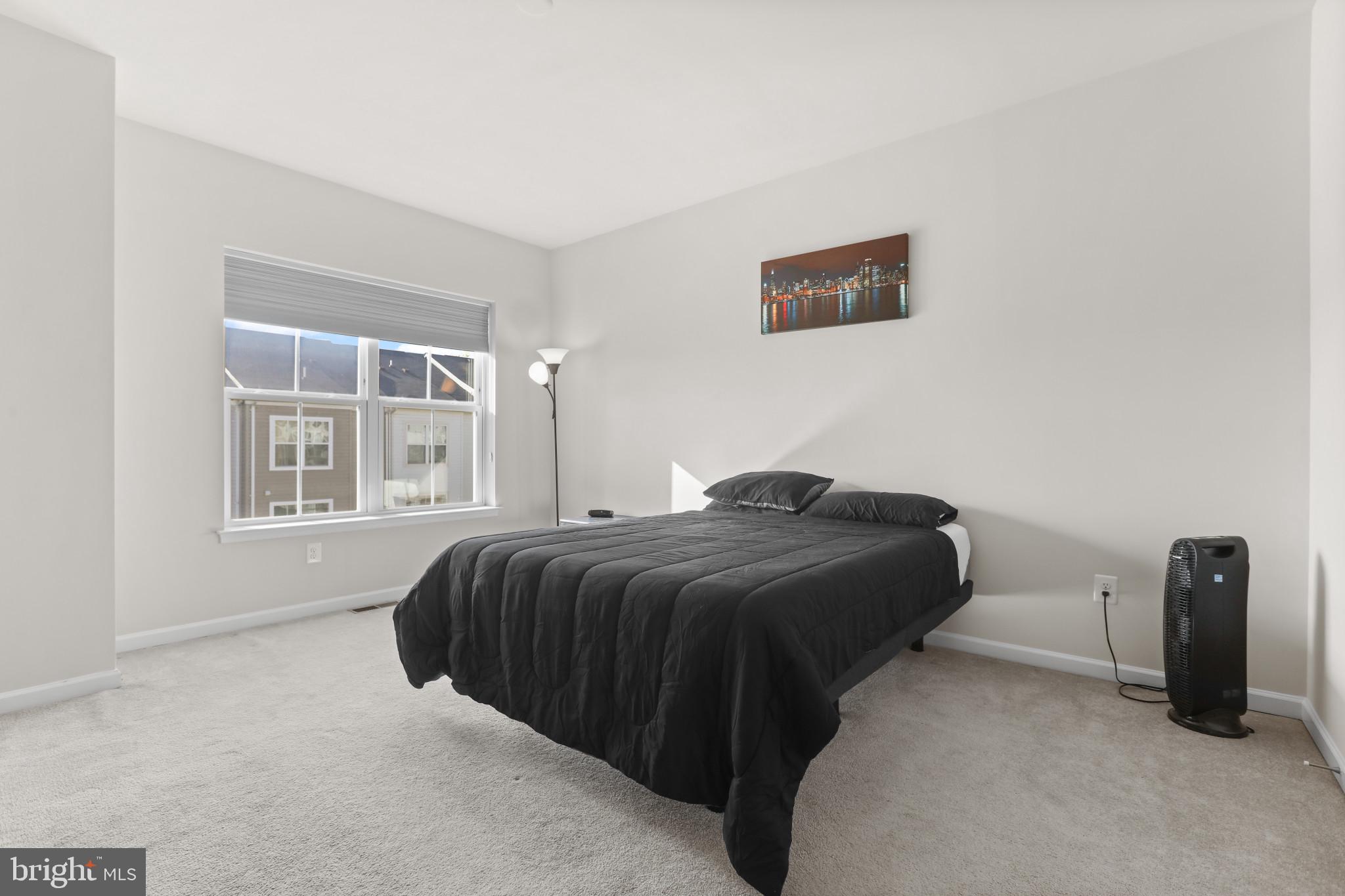 OAKVIEW VILLAGE - Residential