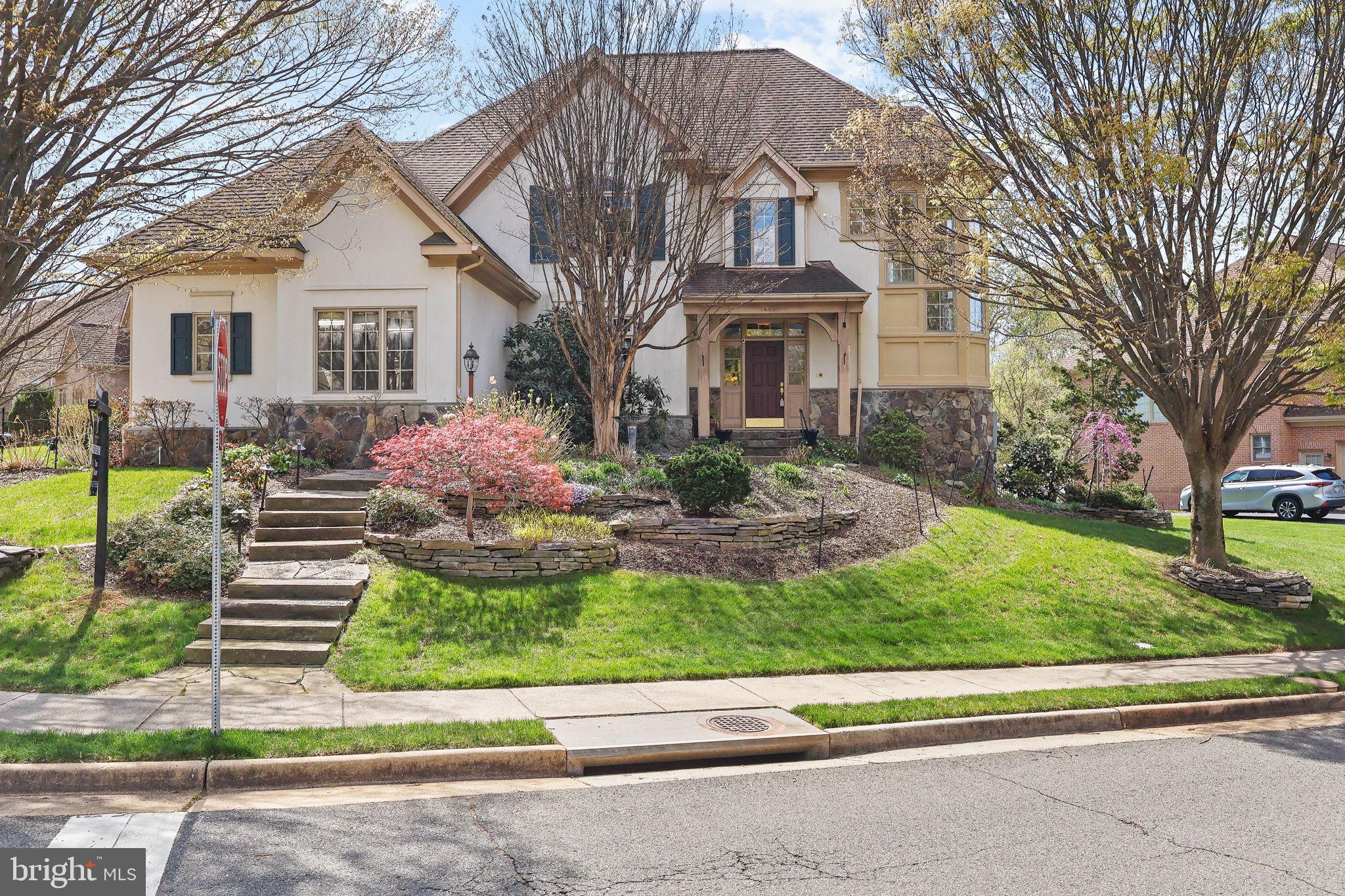 CARRINGTON - Residential