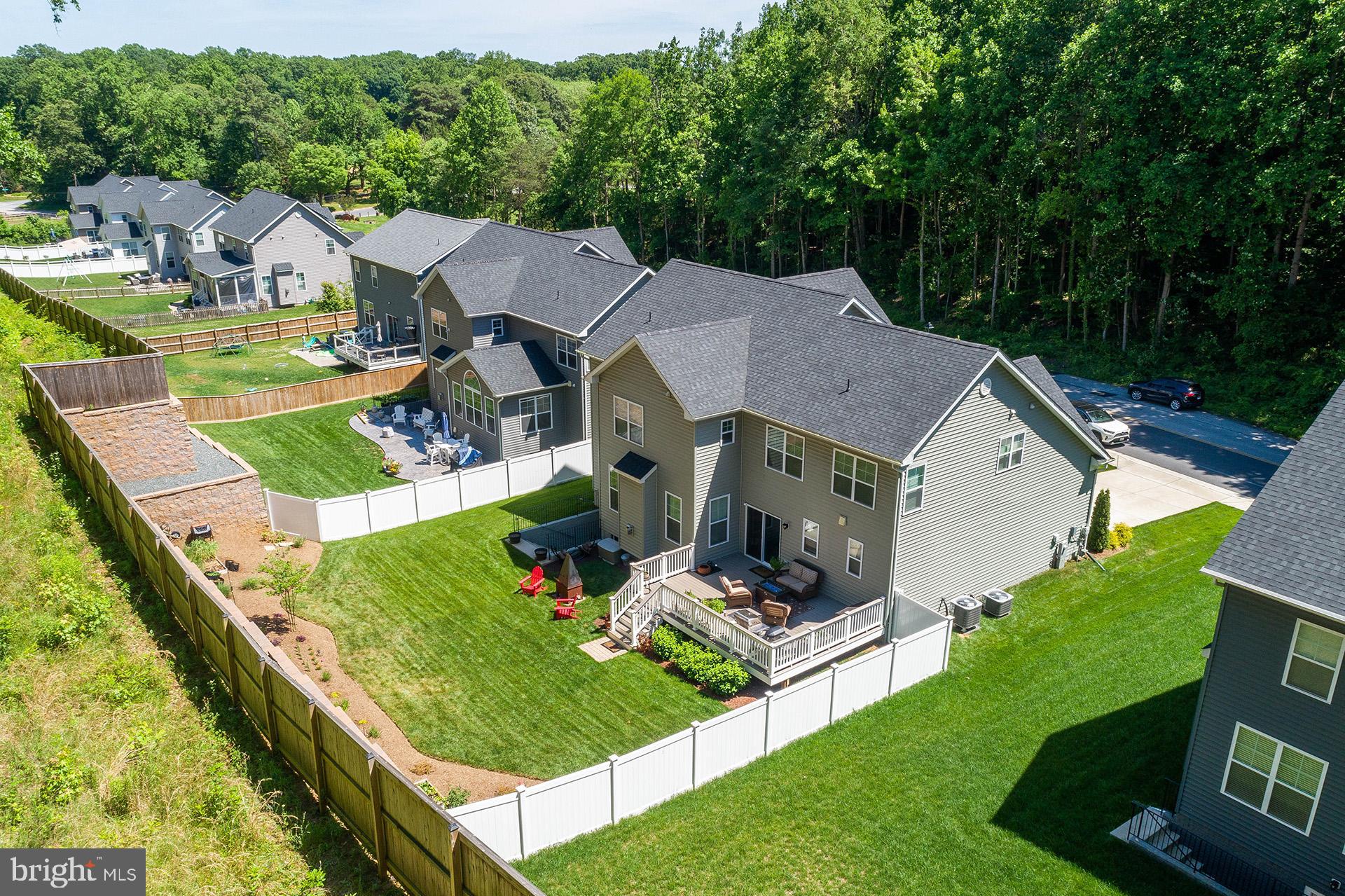 HIGHLAND WOODS - Residential