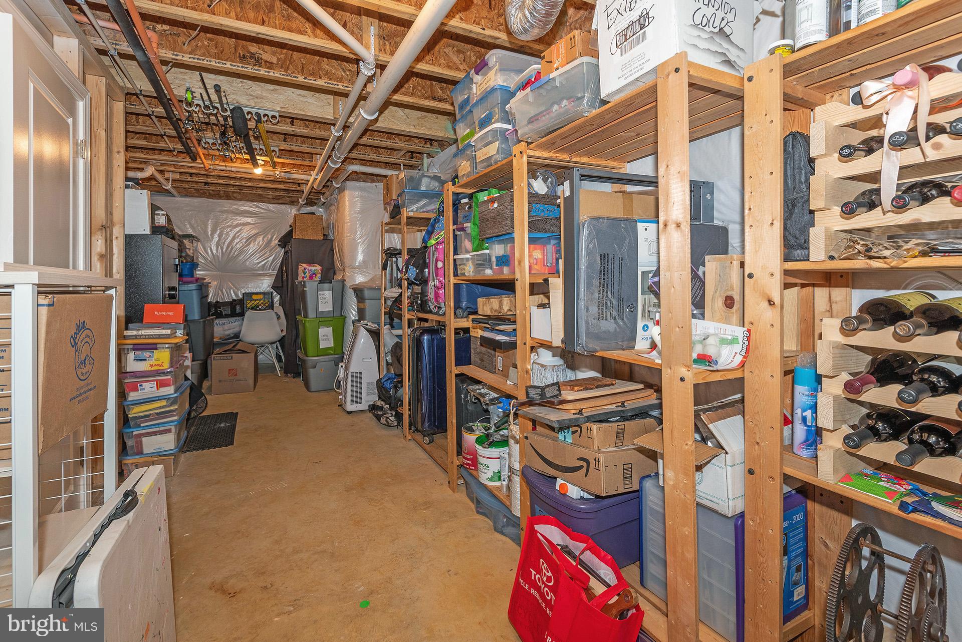 HIGHLAND WOODS - Residential