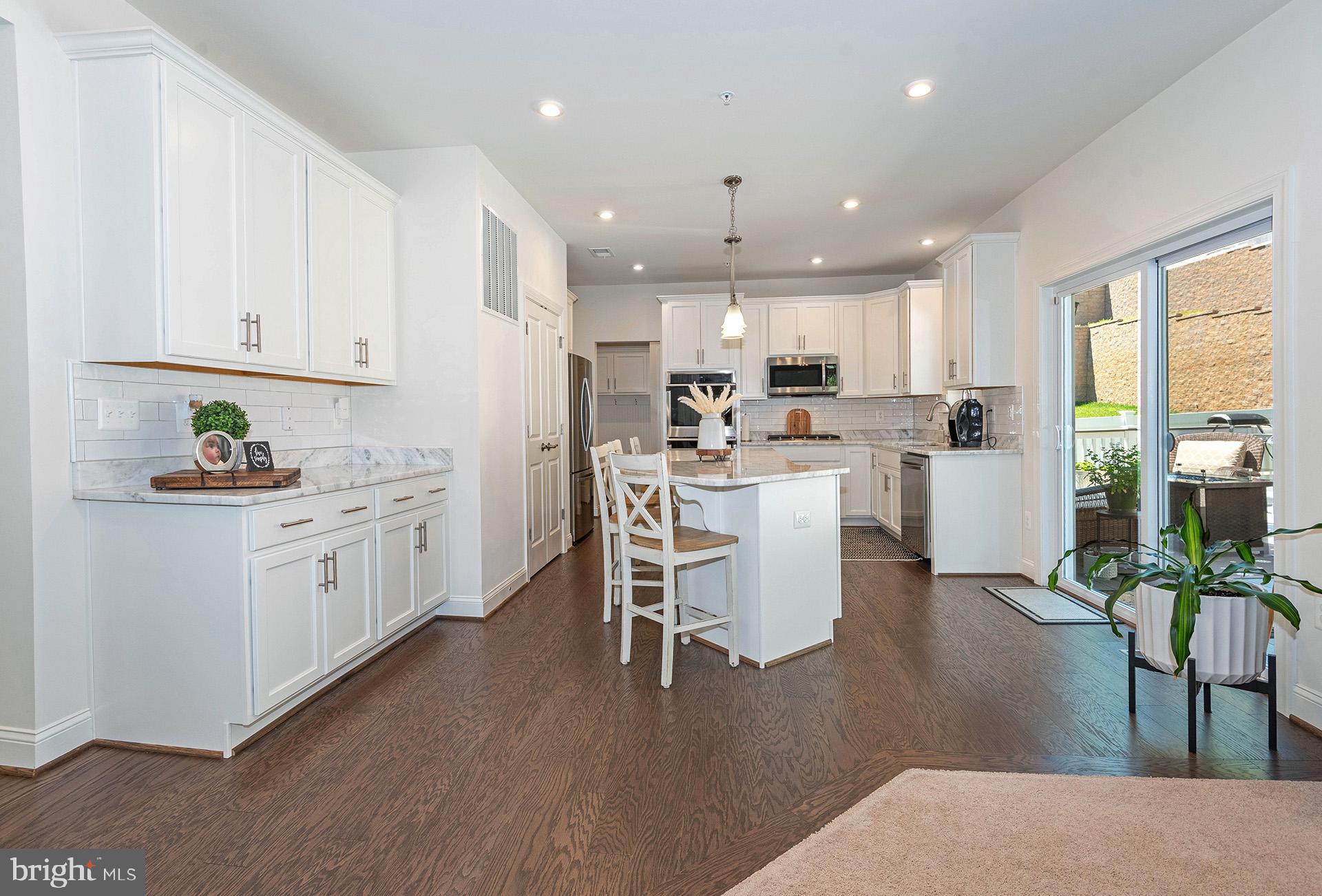 HIGHLAND WOODS - Residential