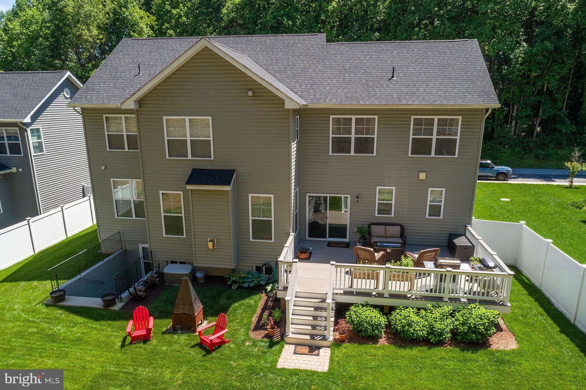 HIGHLAND WOODS - Residential