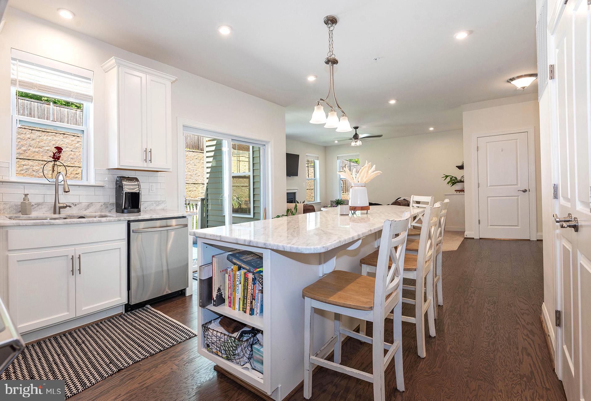 HIGHLAND WOODS - Residential