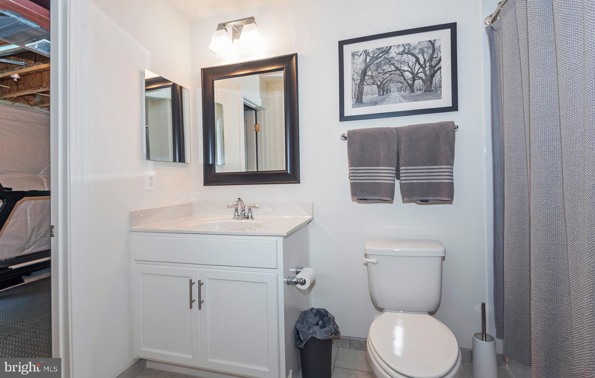 HIGHLAND WOODS - Residential