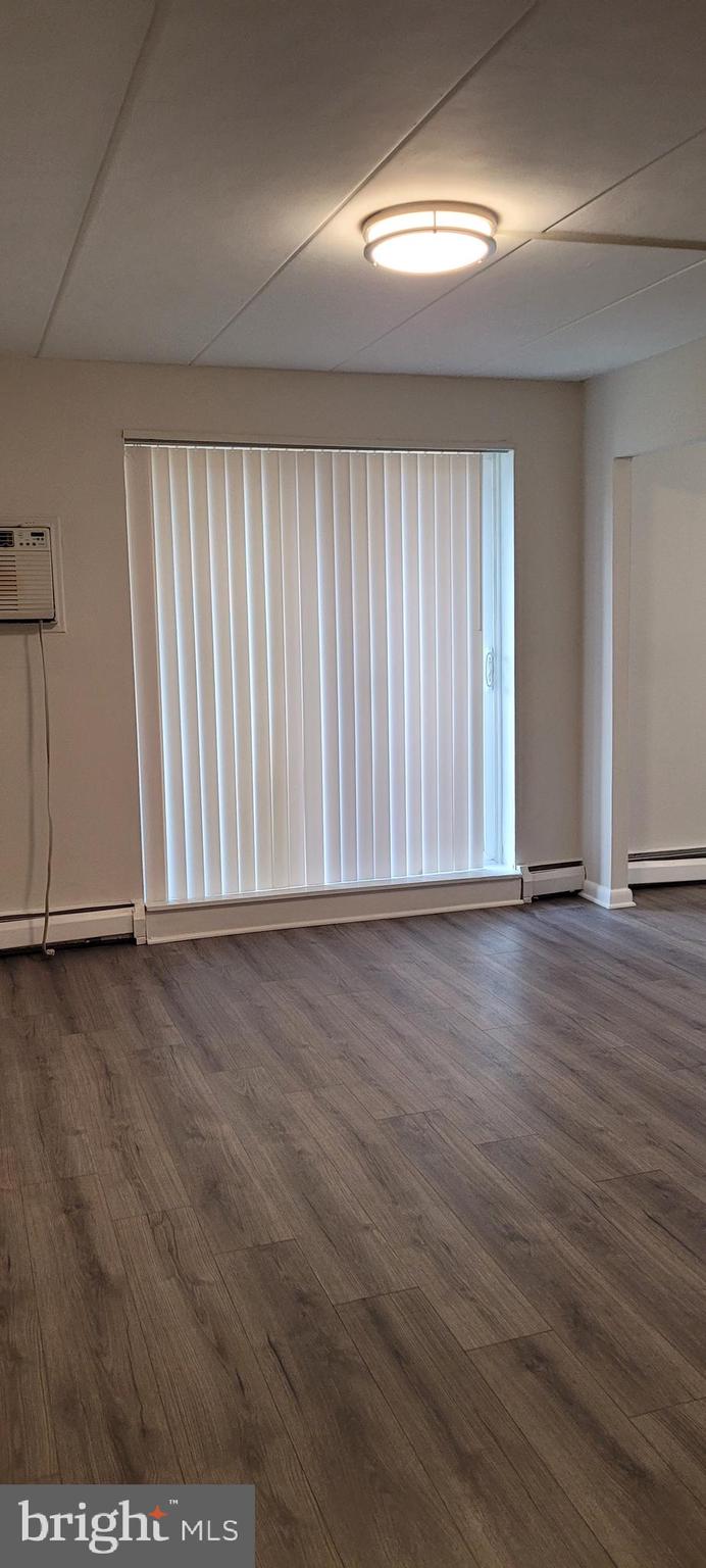 MEADOW WOOD - Residential