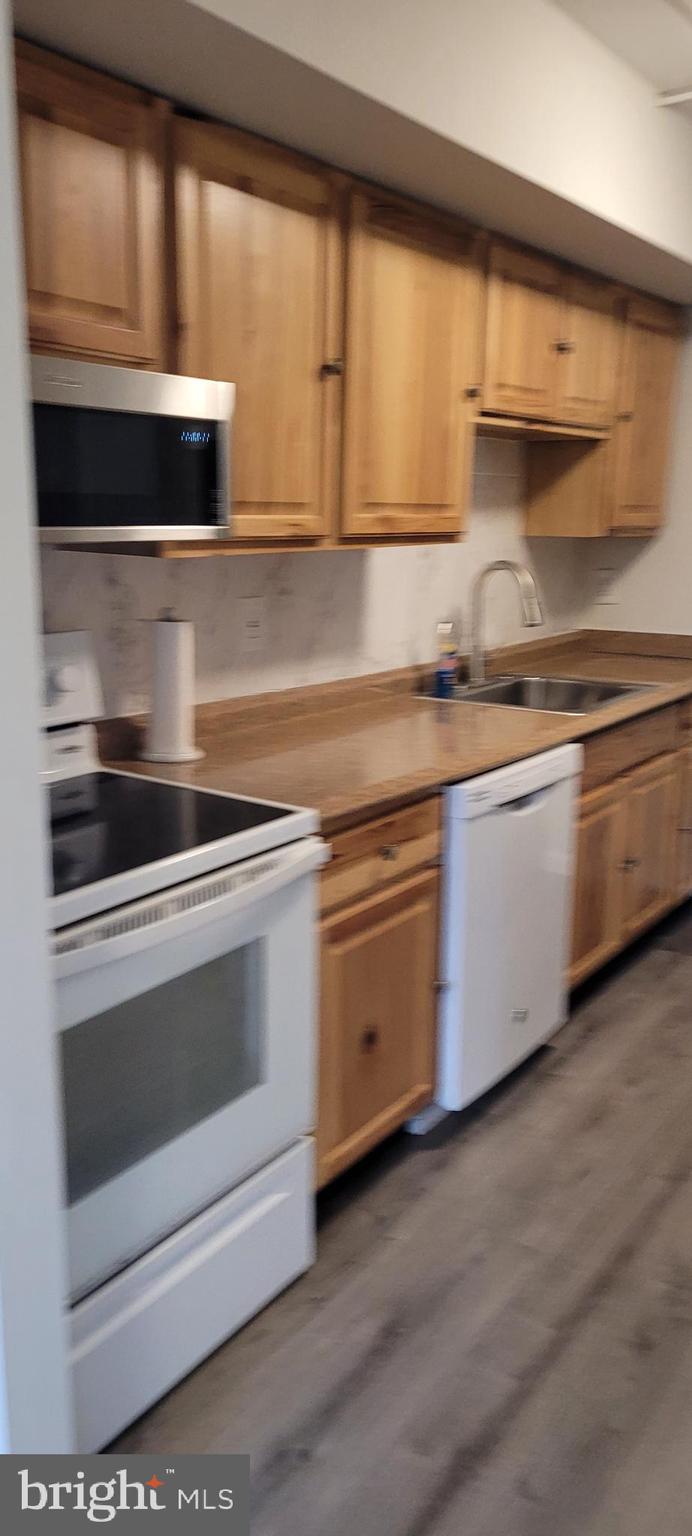 MEADOW WOOD - Residential