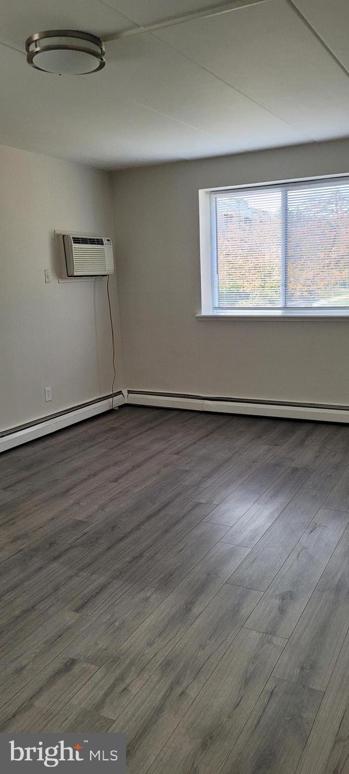 MEADOW WOOD - Residential