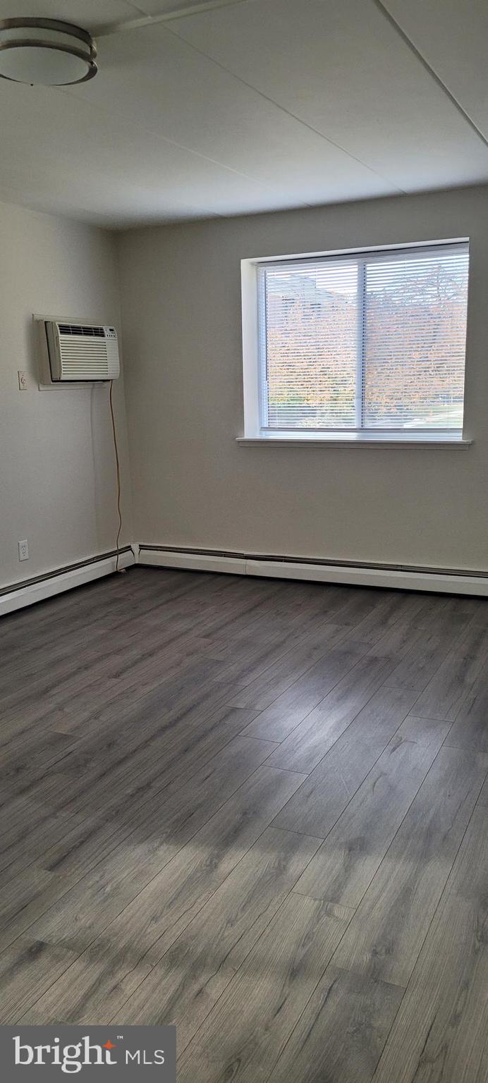 MEADOW WOOD - Residential