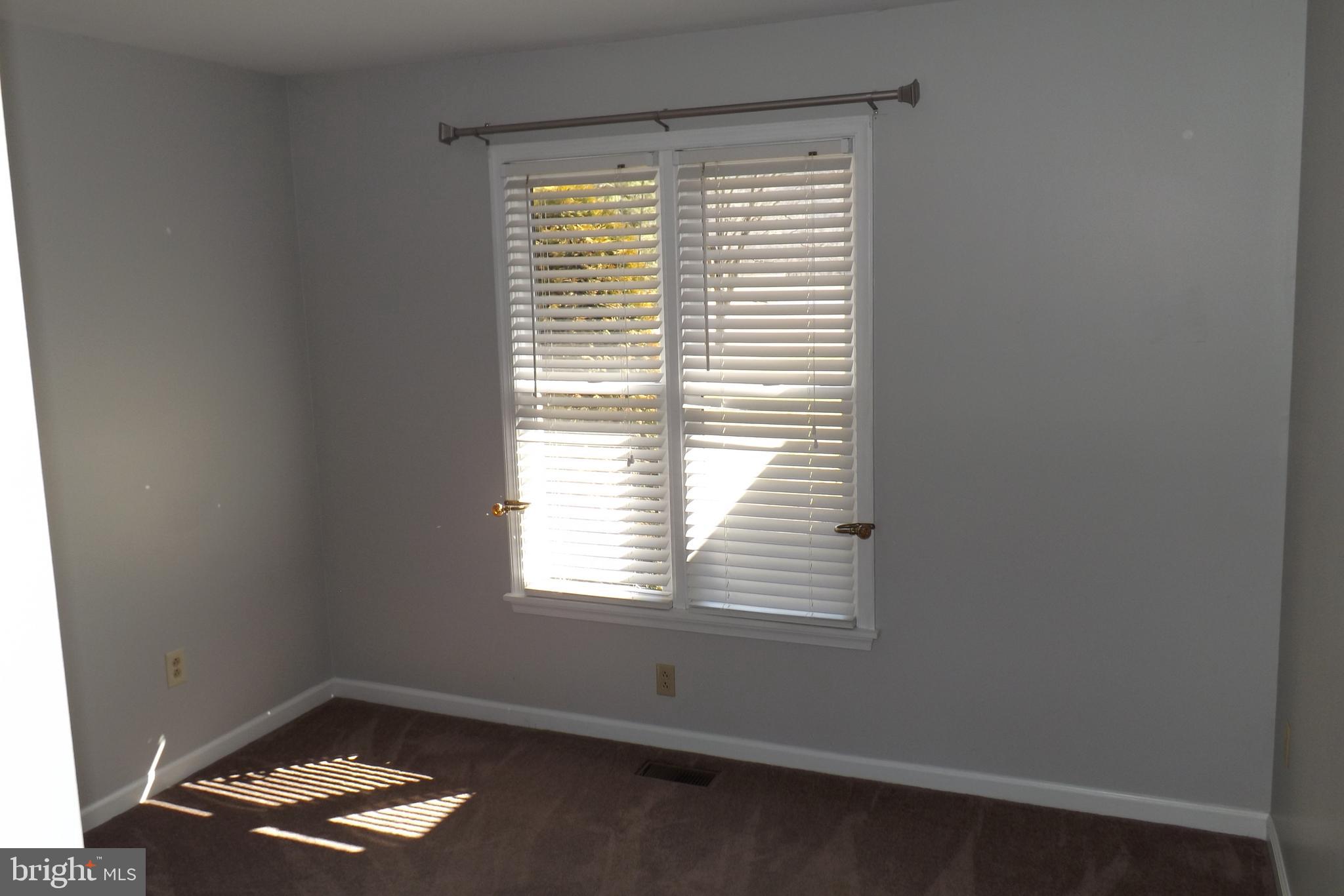 MEADOWLARK ACRES - Residential