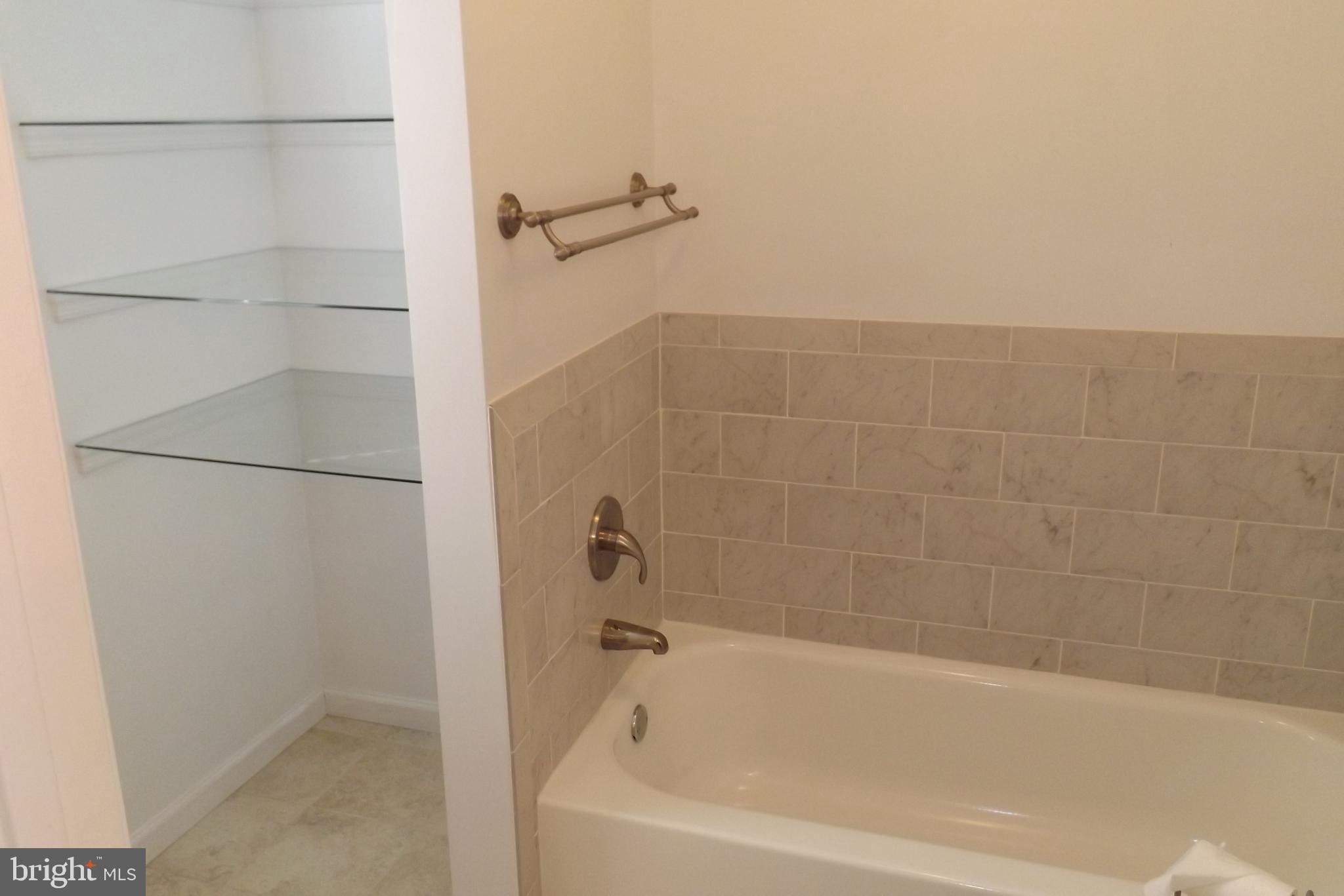 MEADOWLARK ACRES - Residential