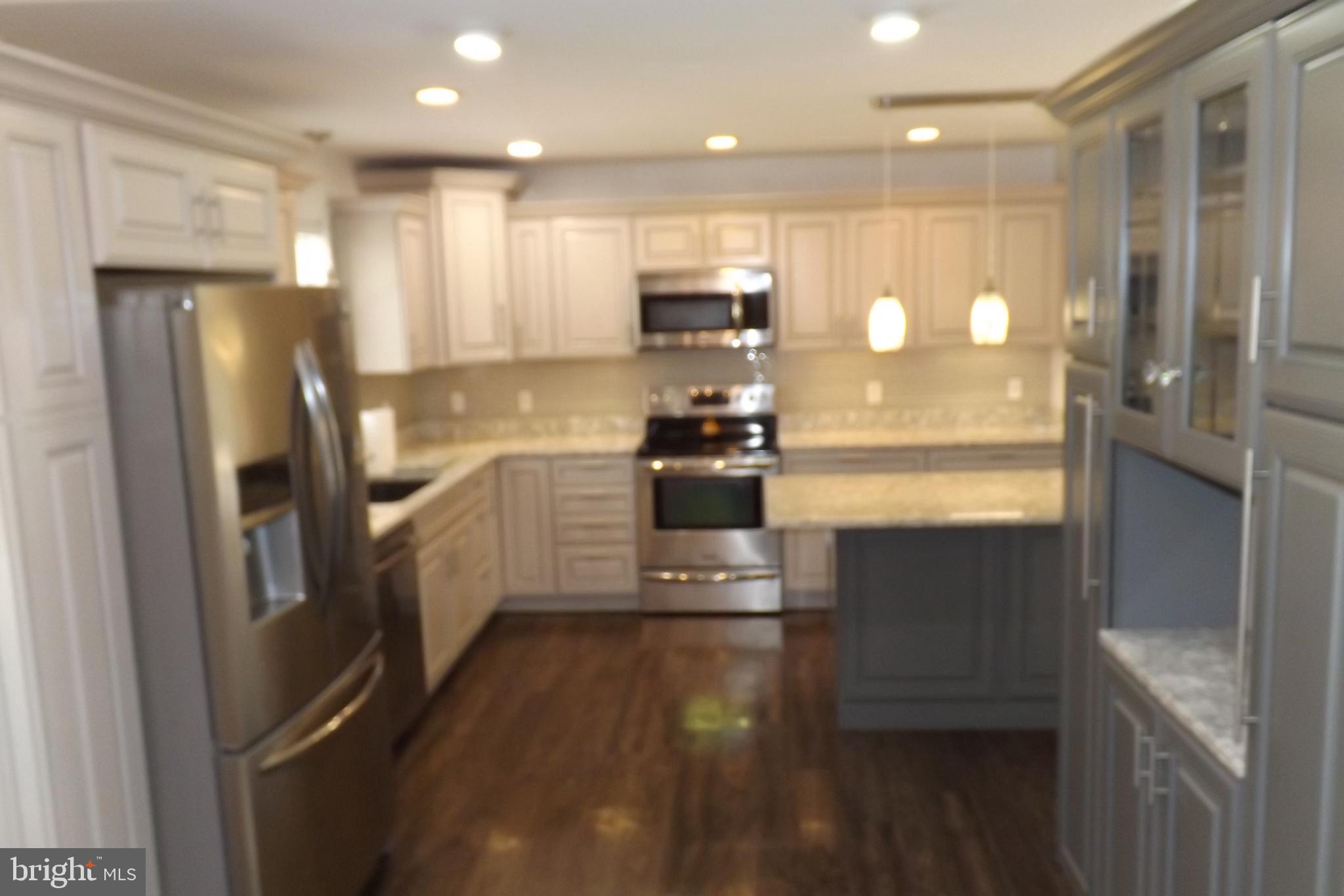 MEADOWLARK ACRES - Residential