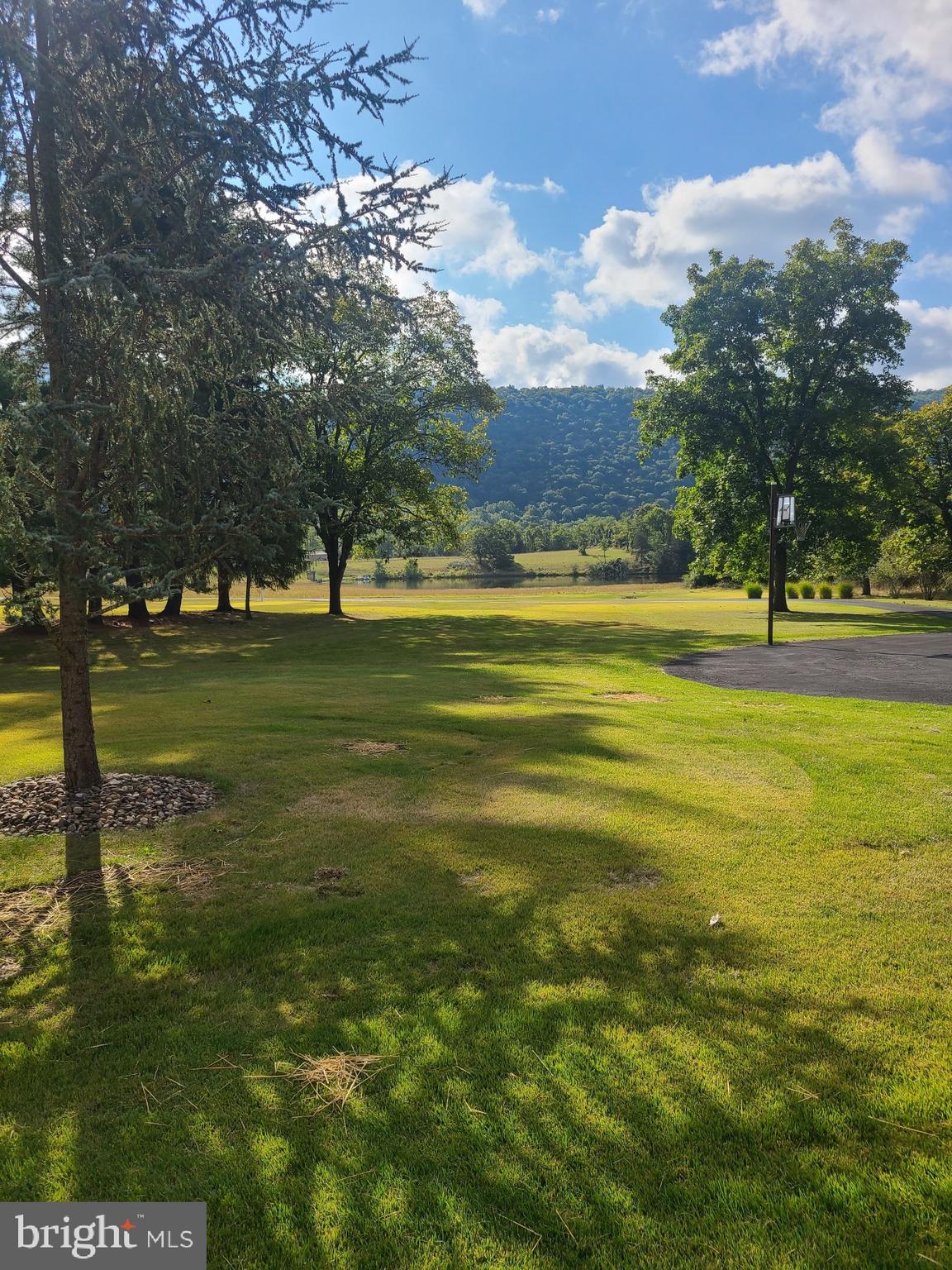 MEADOWLARK ACRES - Residential