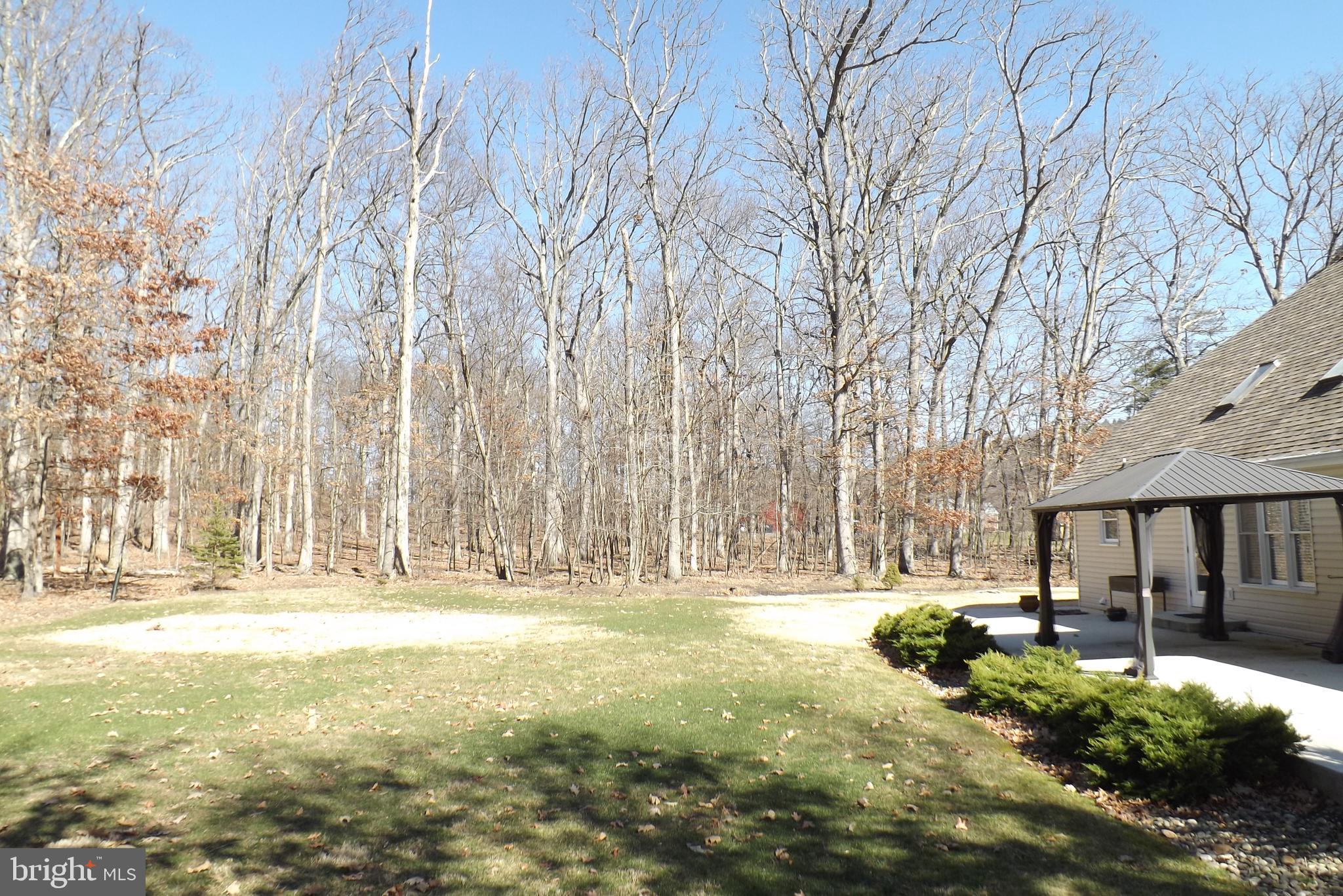 MEADOWLARK ACRES - Residential