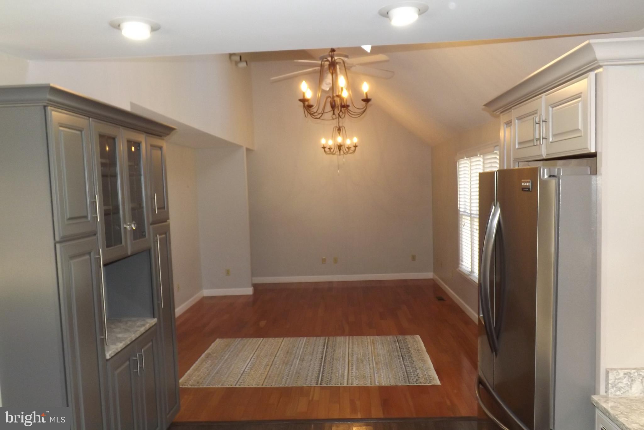 MEADOWLARK ACRES - Residential