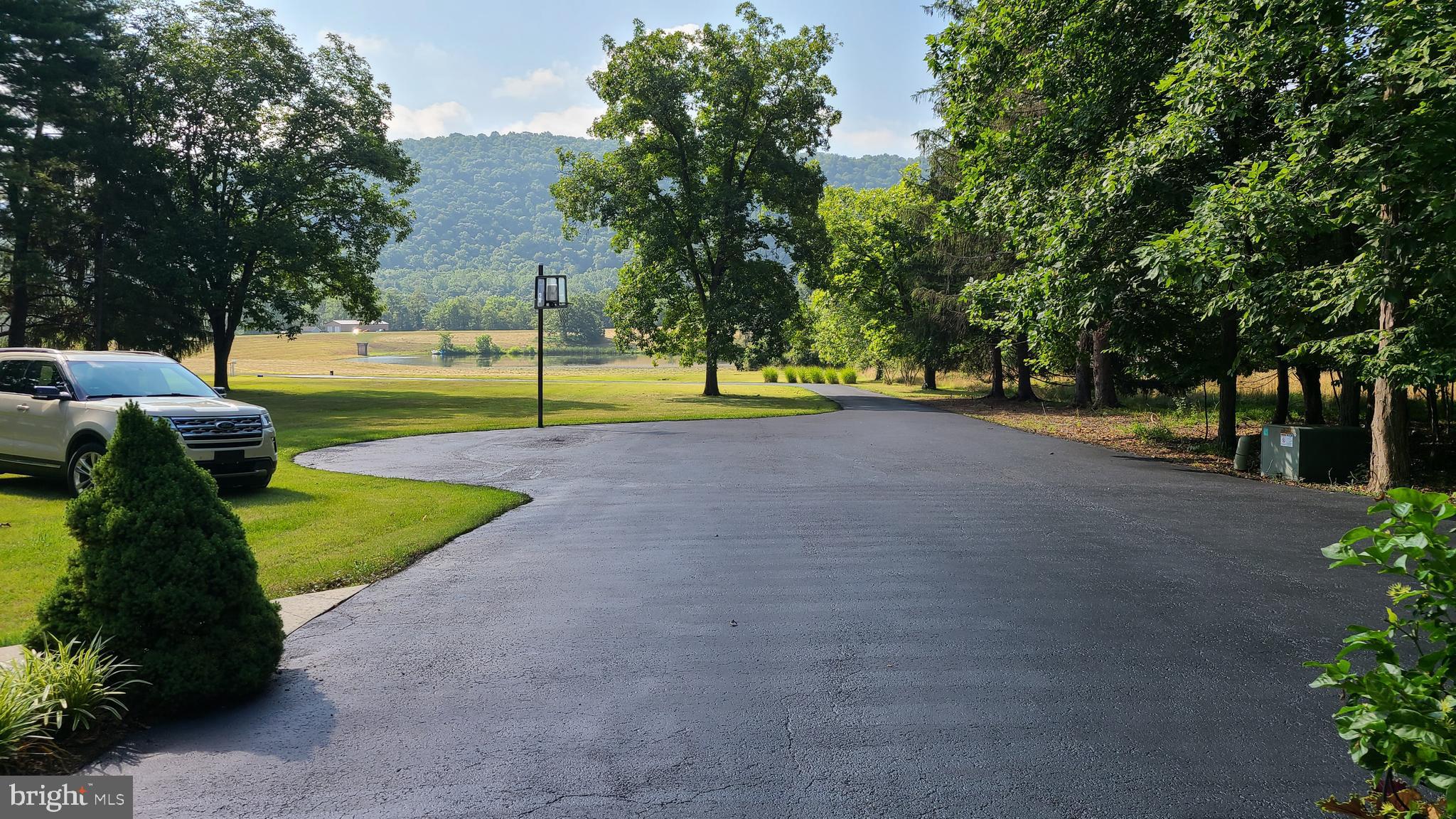 MEADOWLARK ACRES - Residential