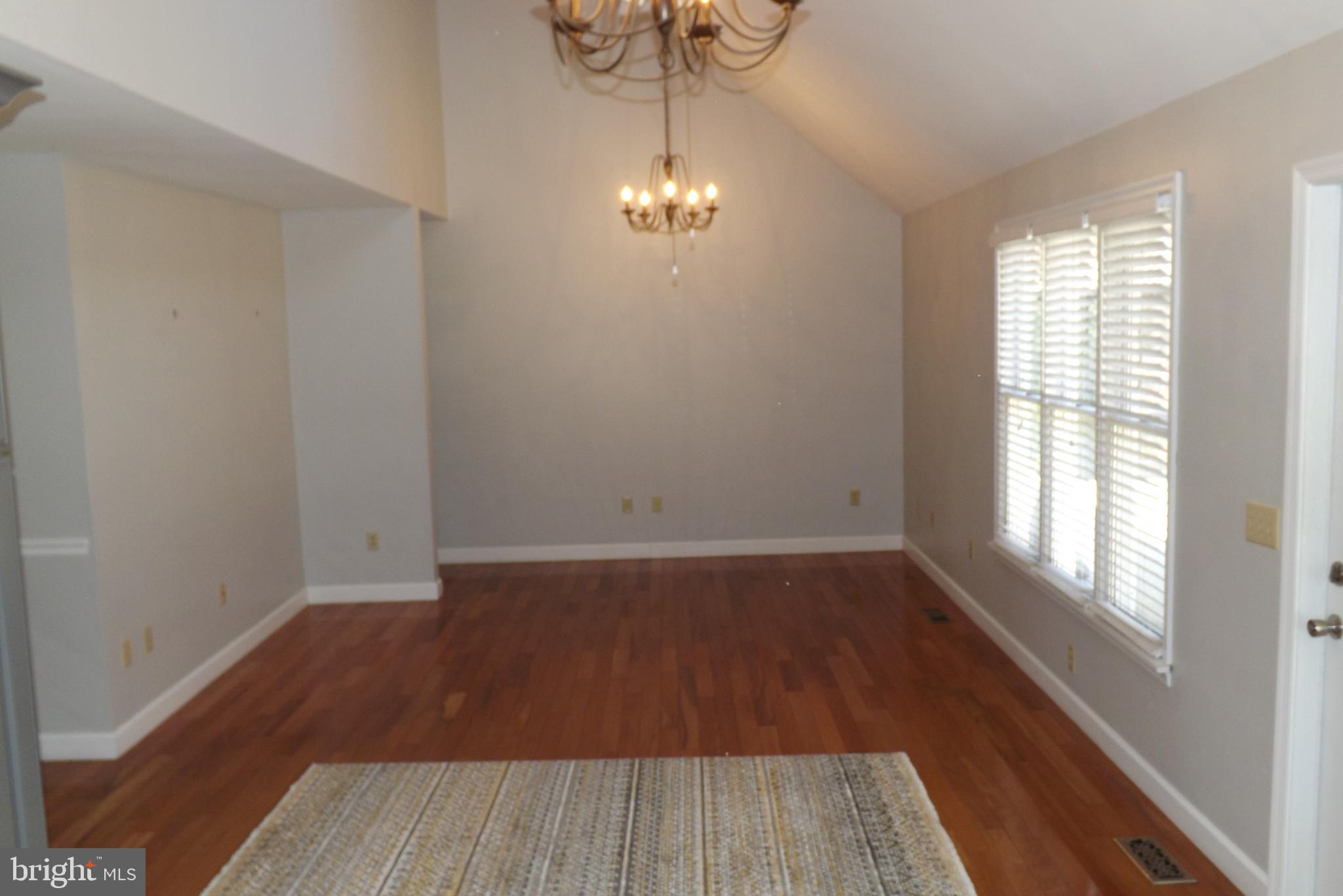 MEADOWLARK ACRES - Residential