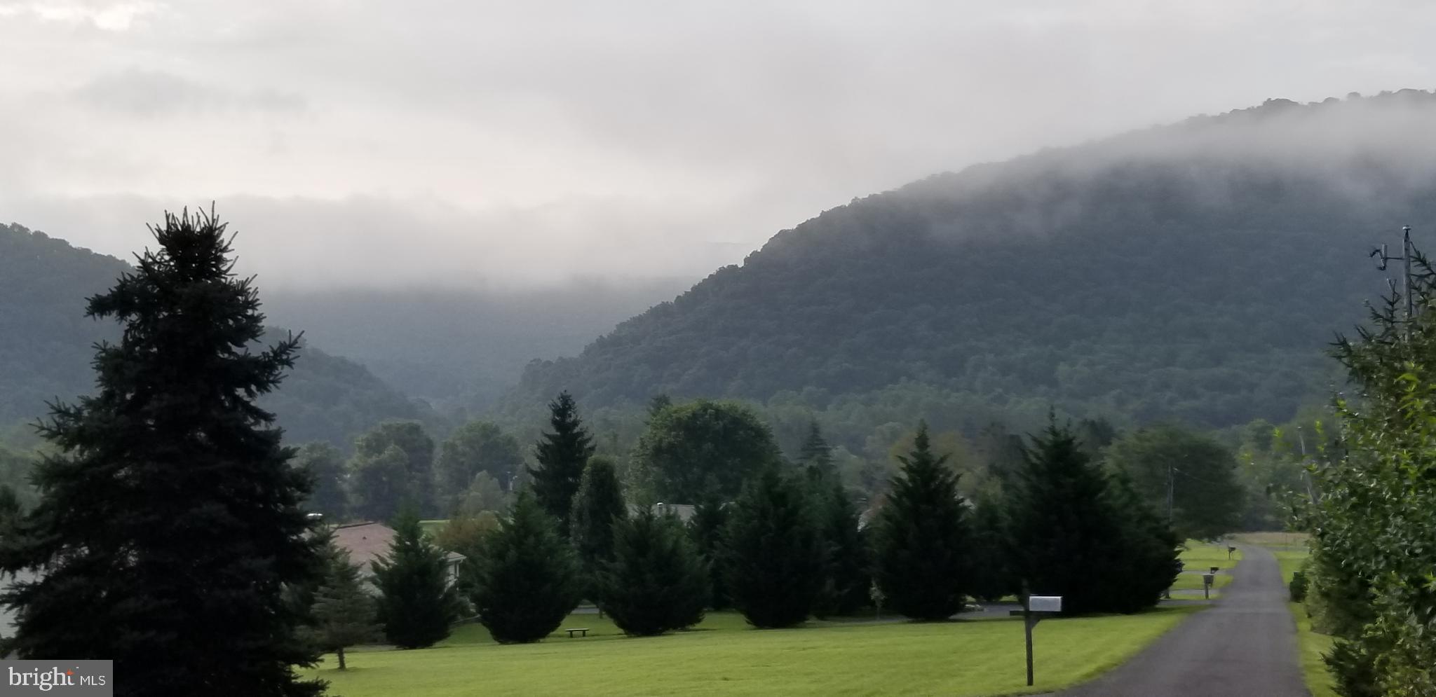 MEADOWLARK ACRES - Residential