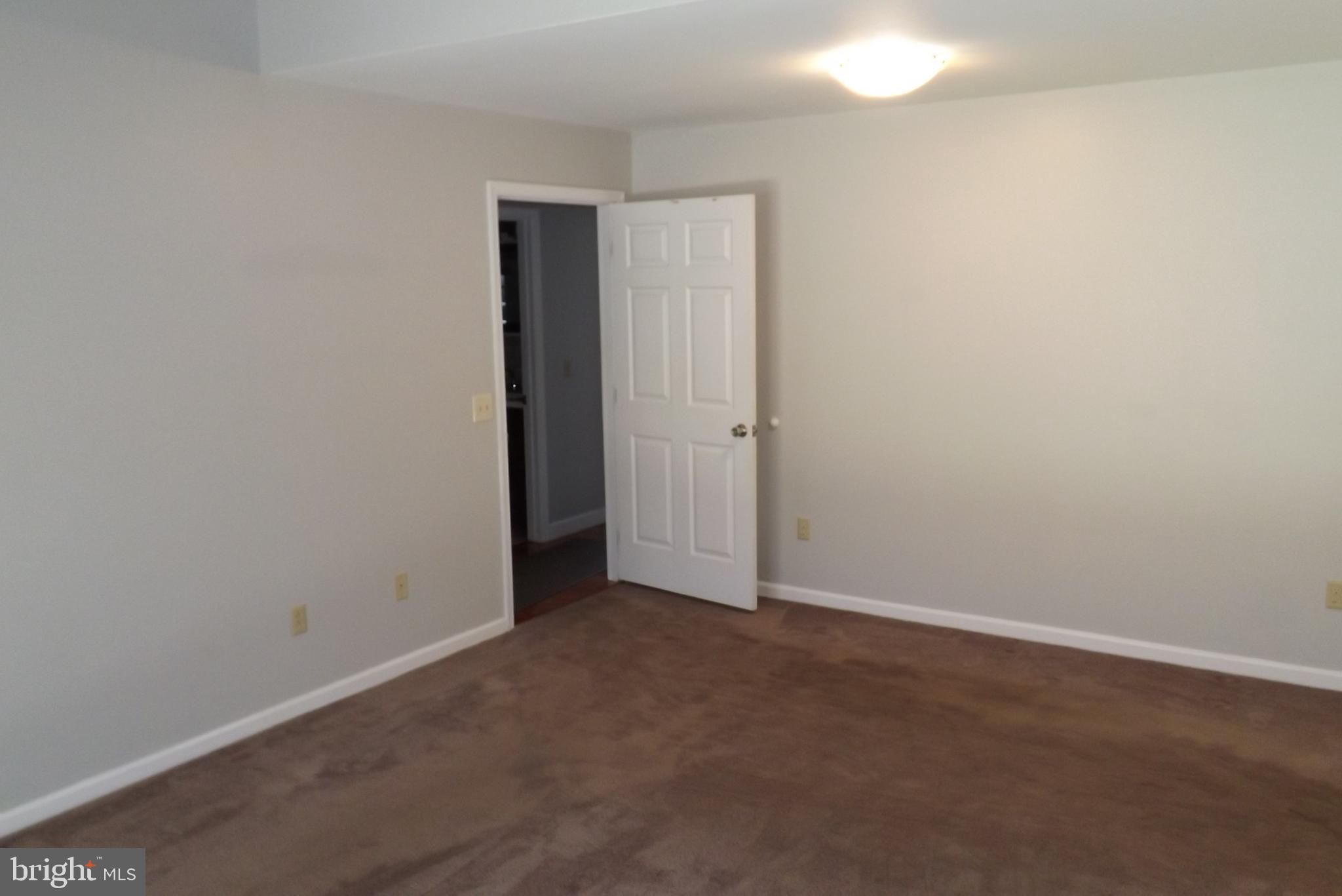 MEADOWLARK ACRES - Residential