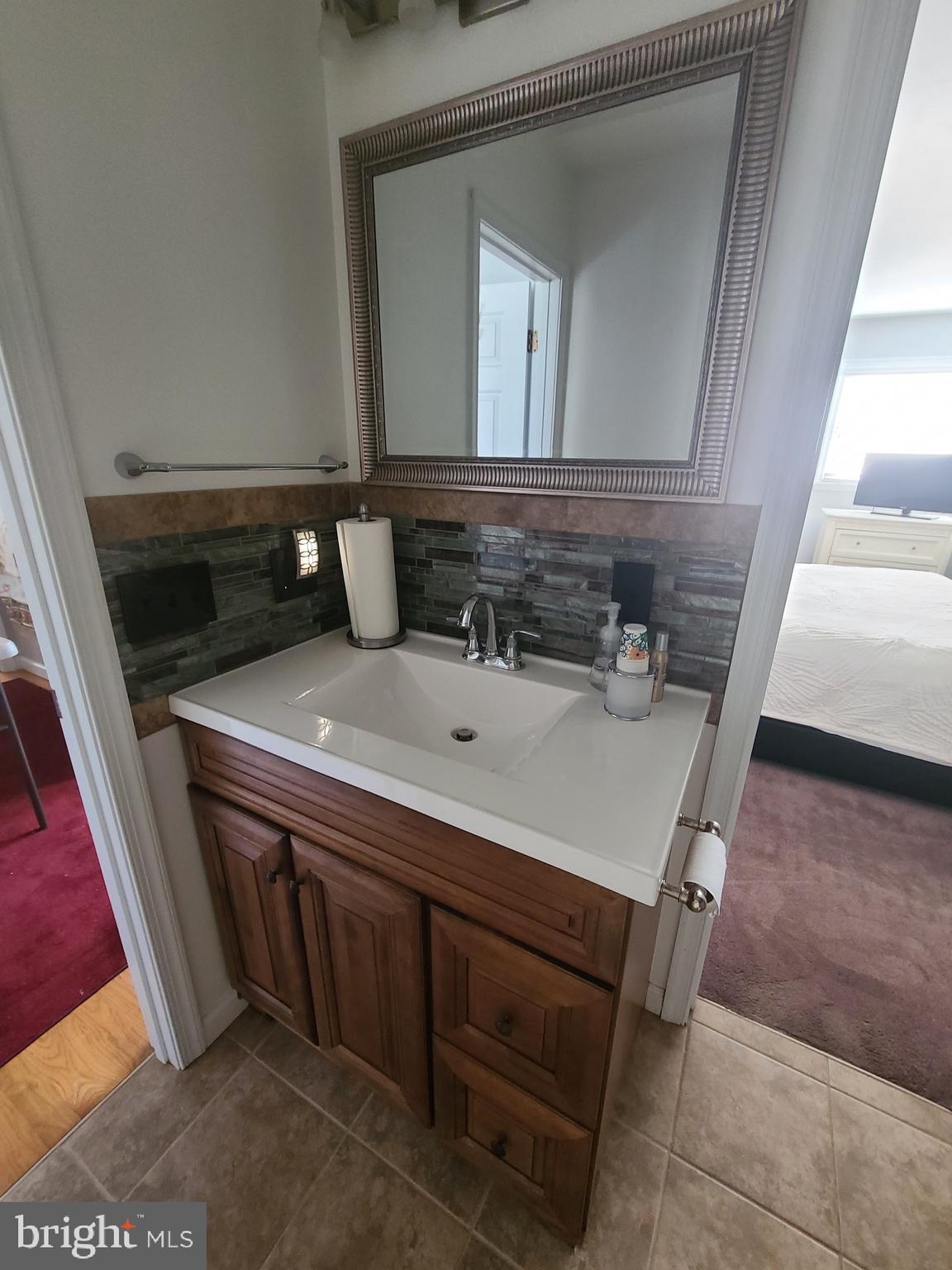 MEADOWLARK ACRES - Residential