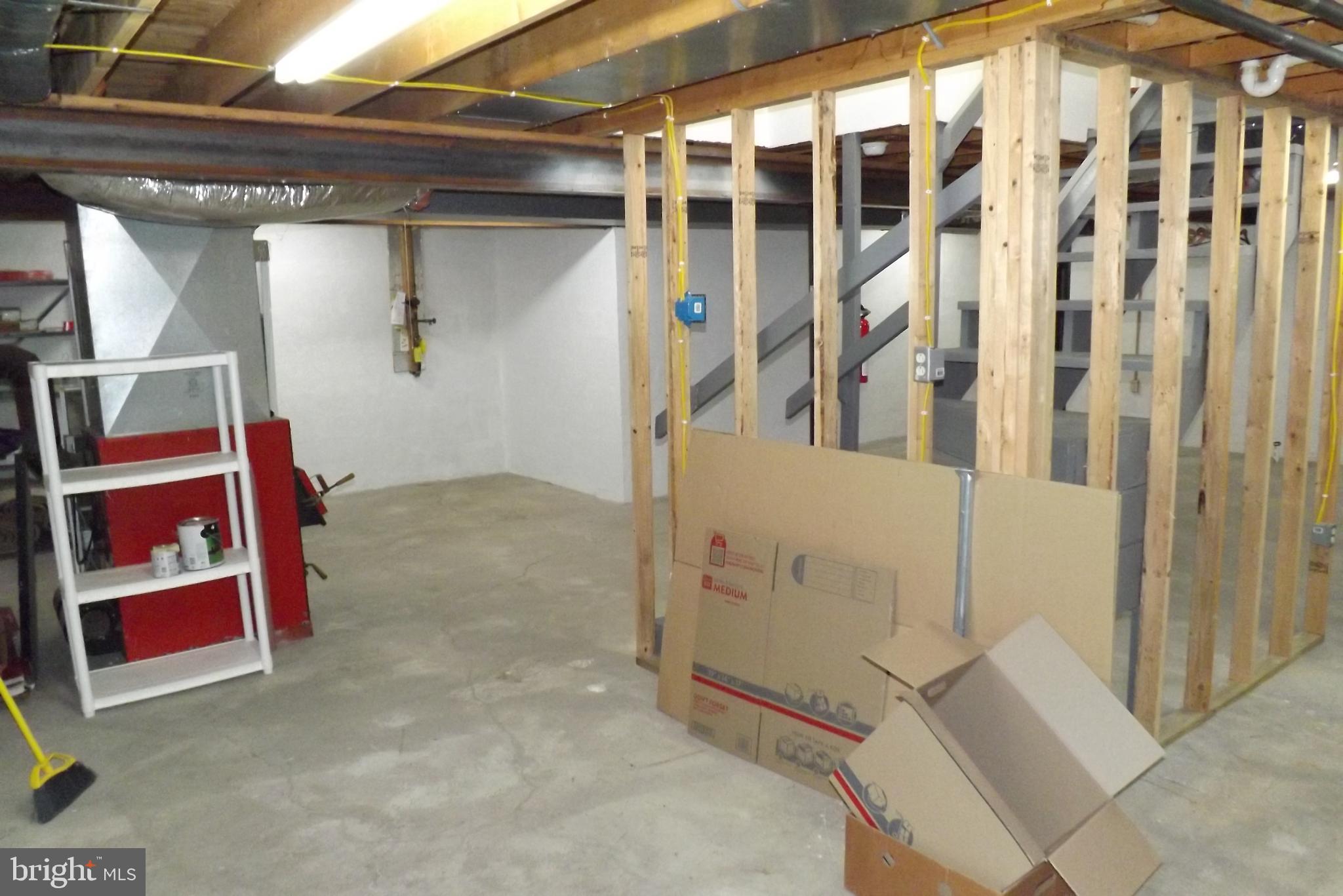 MEADOWLARK ACRES - Residential