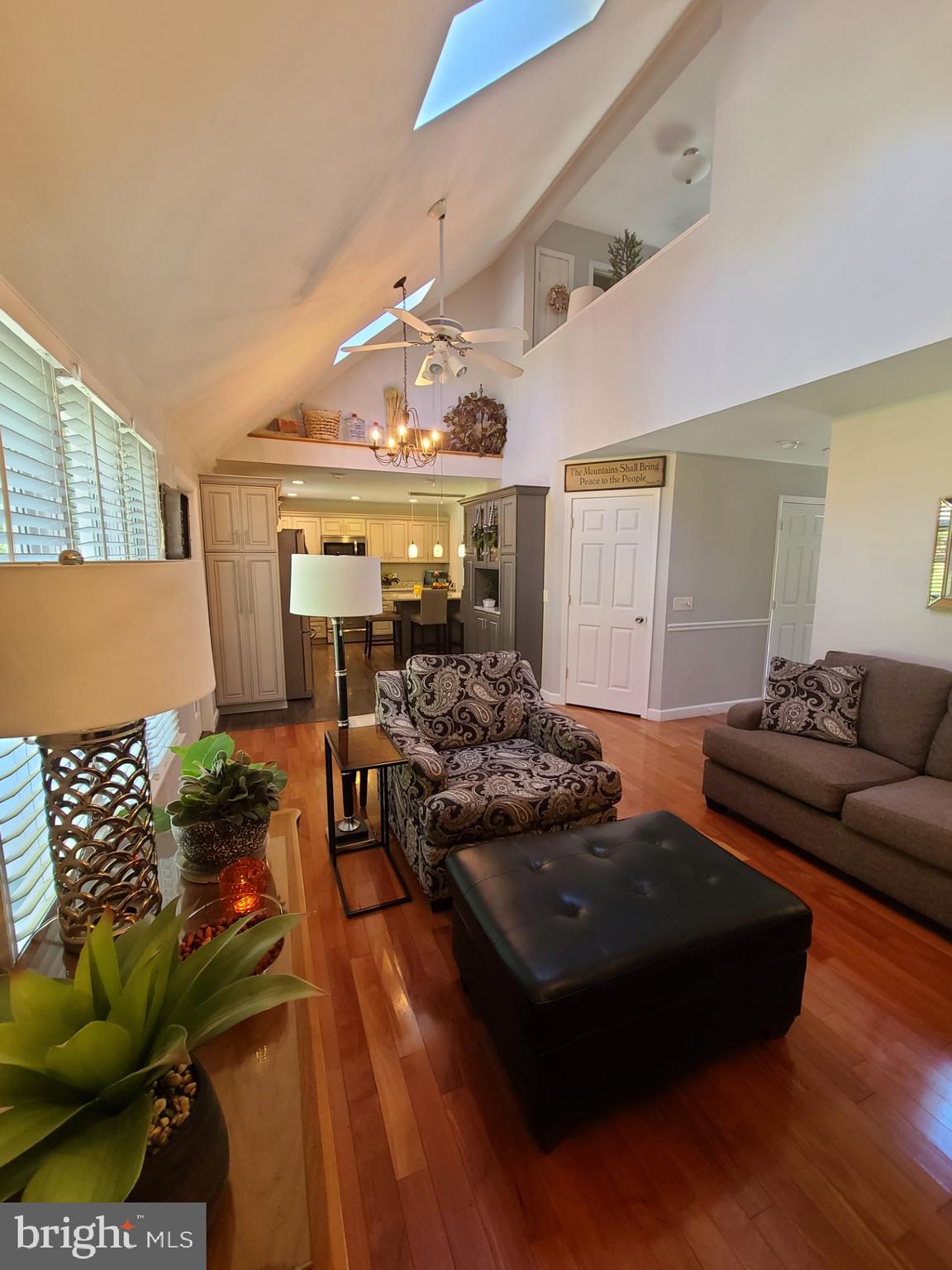 MEADOWLARK ACRES - Residential