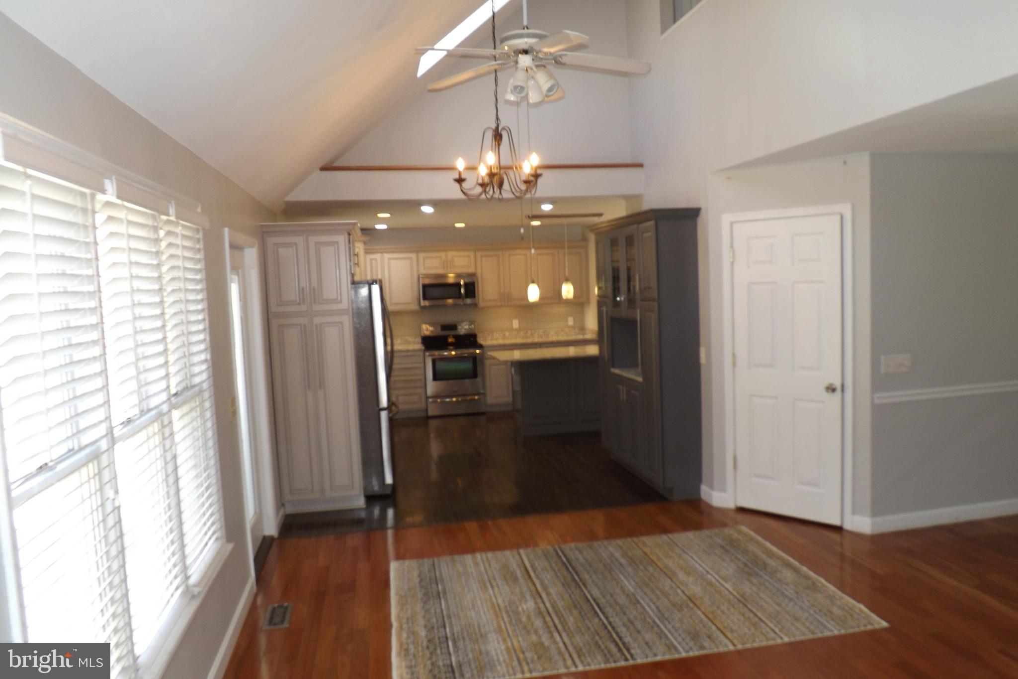 MEADOWLARK ACRES - Residential