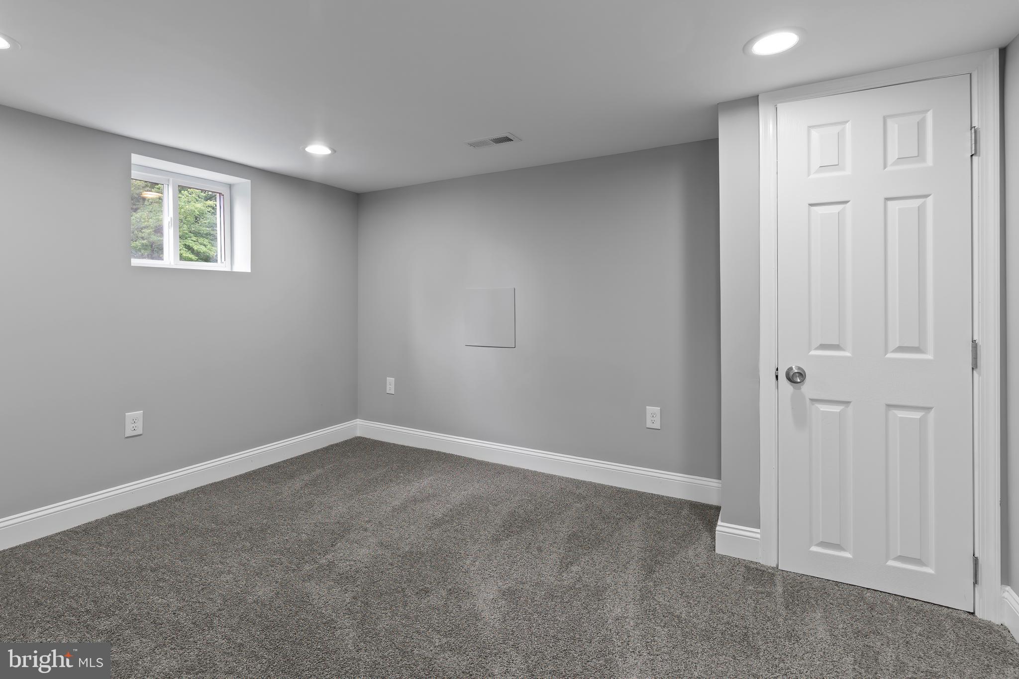 HOWARD PARK - Residential