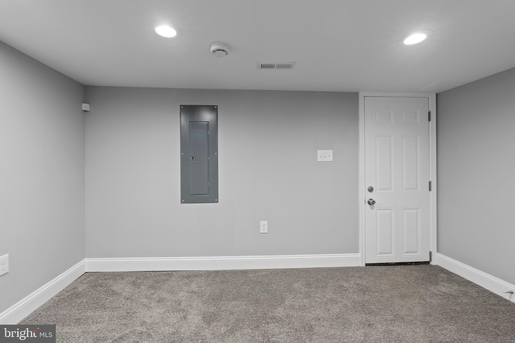 HOWARD PARK - Residential