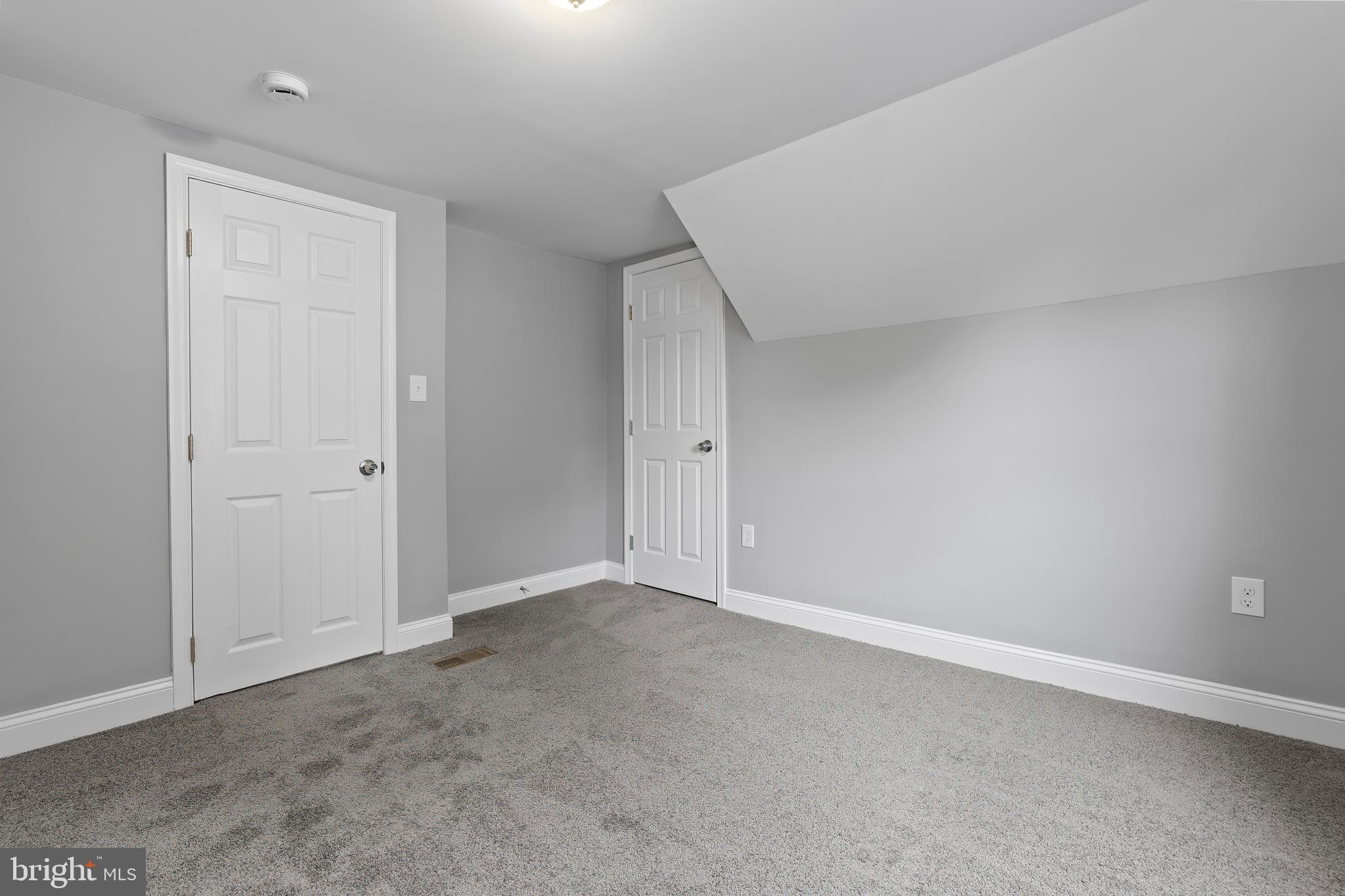 HOWARD PARK - Residential