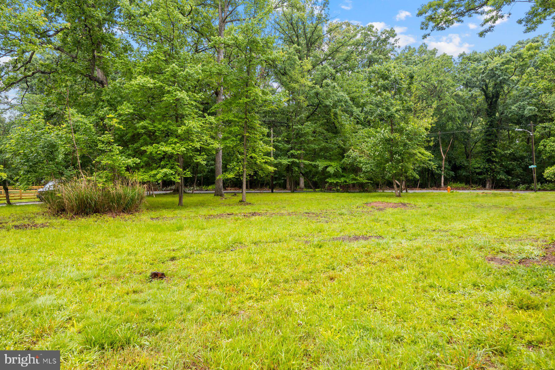 HOWARD PARK - Residential