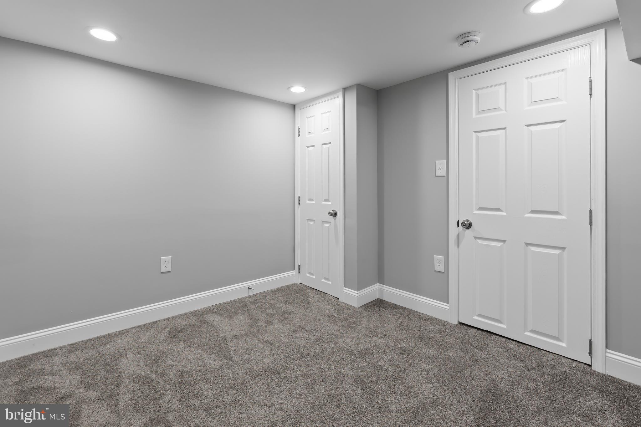 HOWARD PARK - Residential